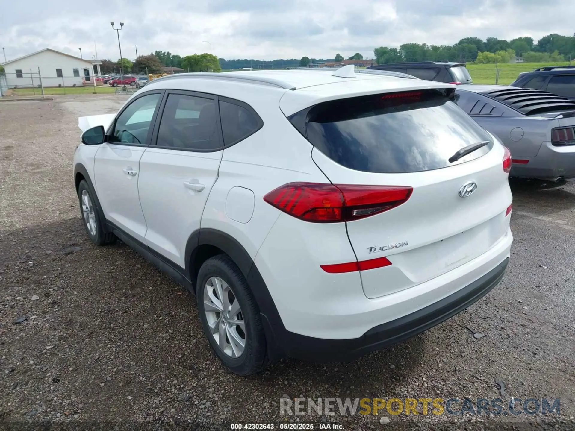 3 Photograph of a damaged car KM8J33A41KU013023 HYUNDAI TUCSON 2019