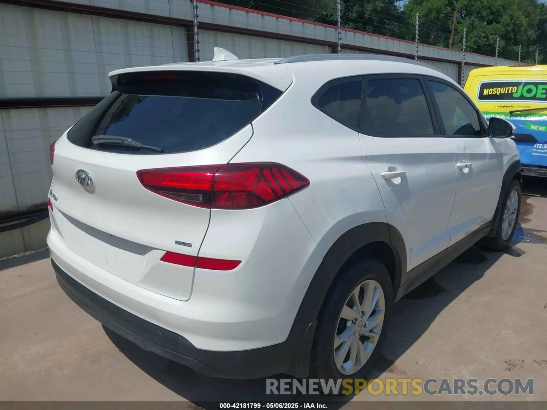 4 Photograph of a damaged car KM8J33A41KU070449 HYUNDAI TUCSON 2019