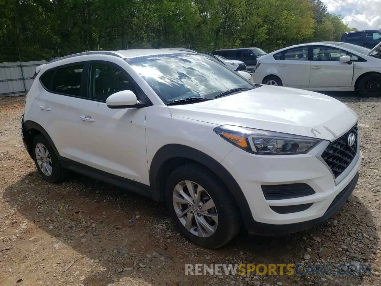 4 Photograph of a damaged car KM8J33A41KU991490 HYUNDAI TUCSON 2019