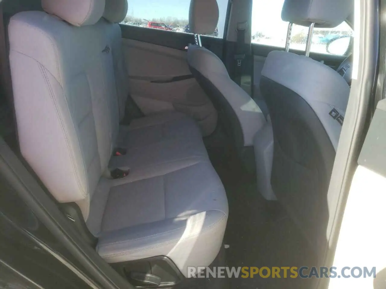 11 Photograph of a damaged car KM8J33A42KU068113 HYUNDAI TUCSON 2019