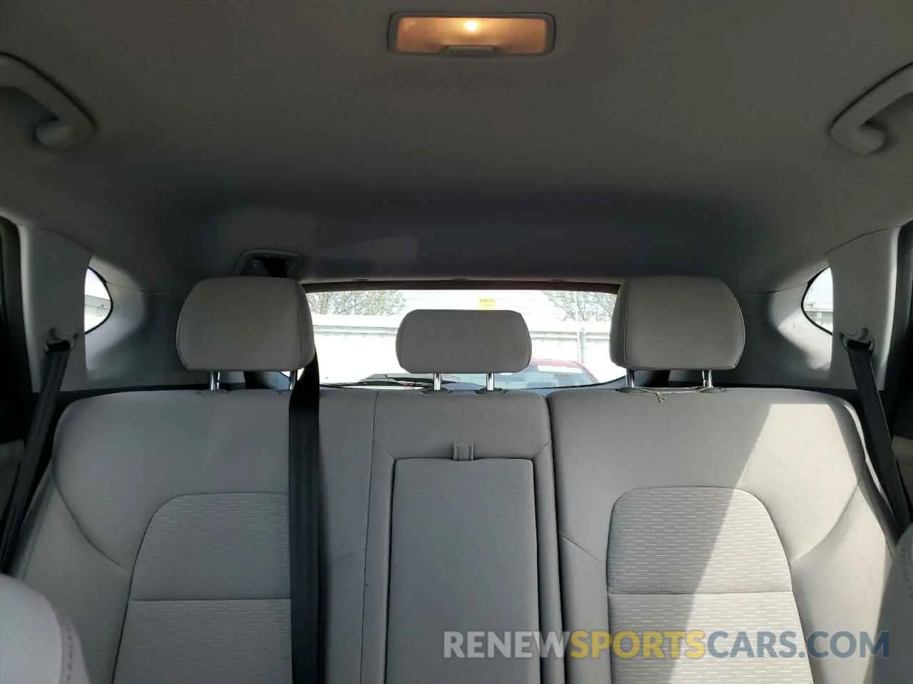 10 Photograph of a damaged car KM8J33A43KU013959 HYUNDAI TUCSON 2019