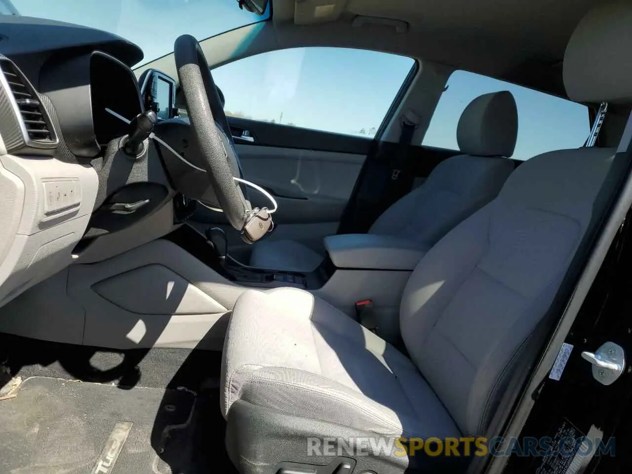 7 Photograph of a damaged car KM8J33A43KU888877 HYUNDAI TUCSON 2019