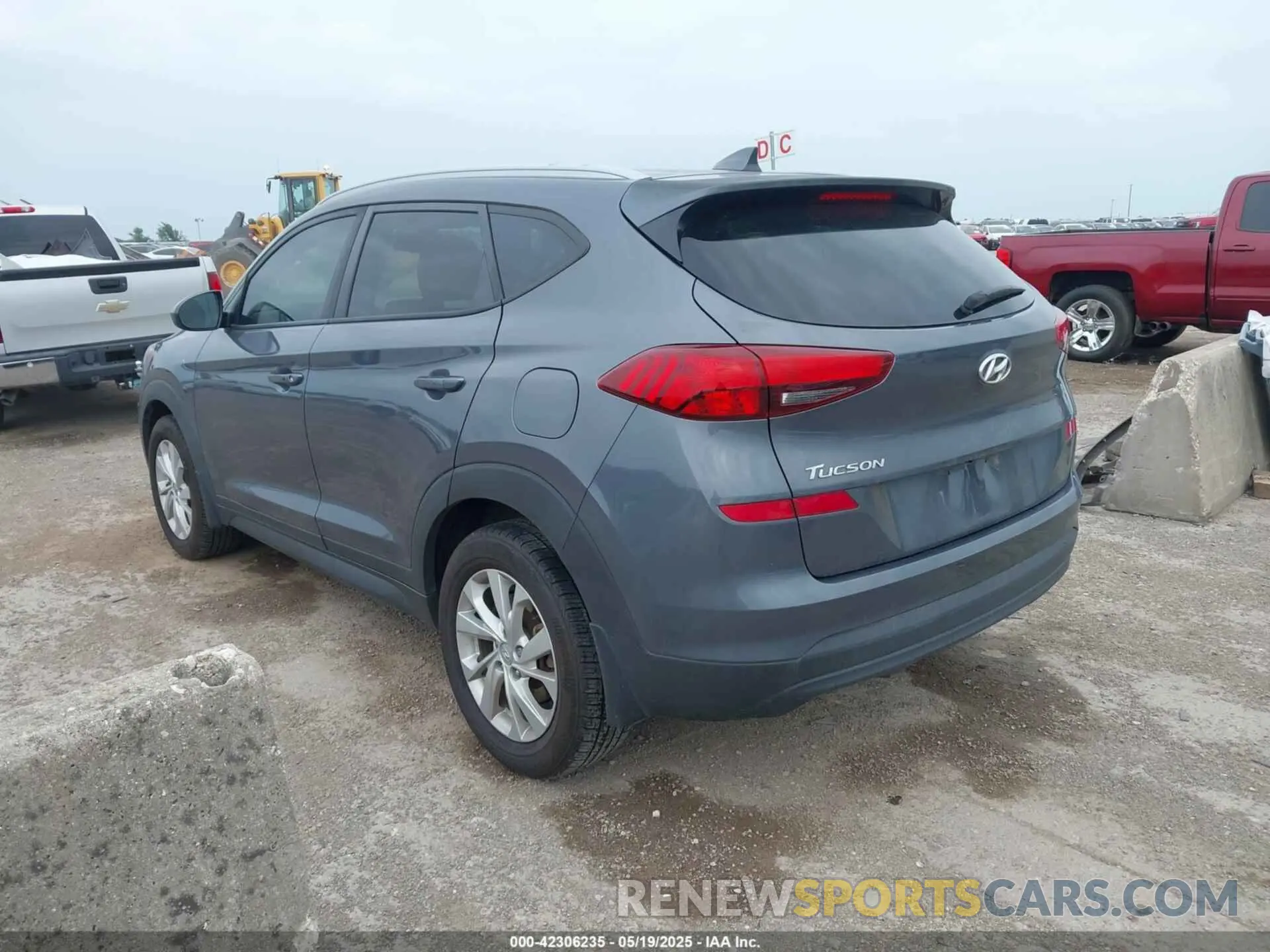 3 Photograph of a damaged car KM8J33A44KU978359 HYUNDAI TUCSON 2019