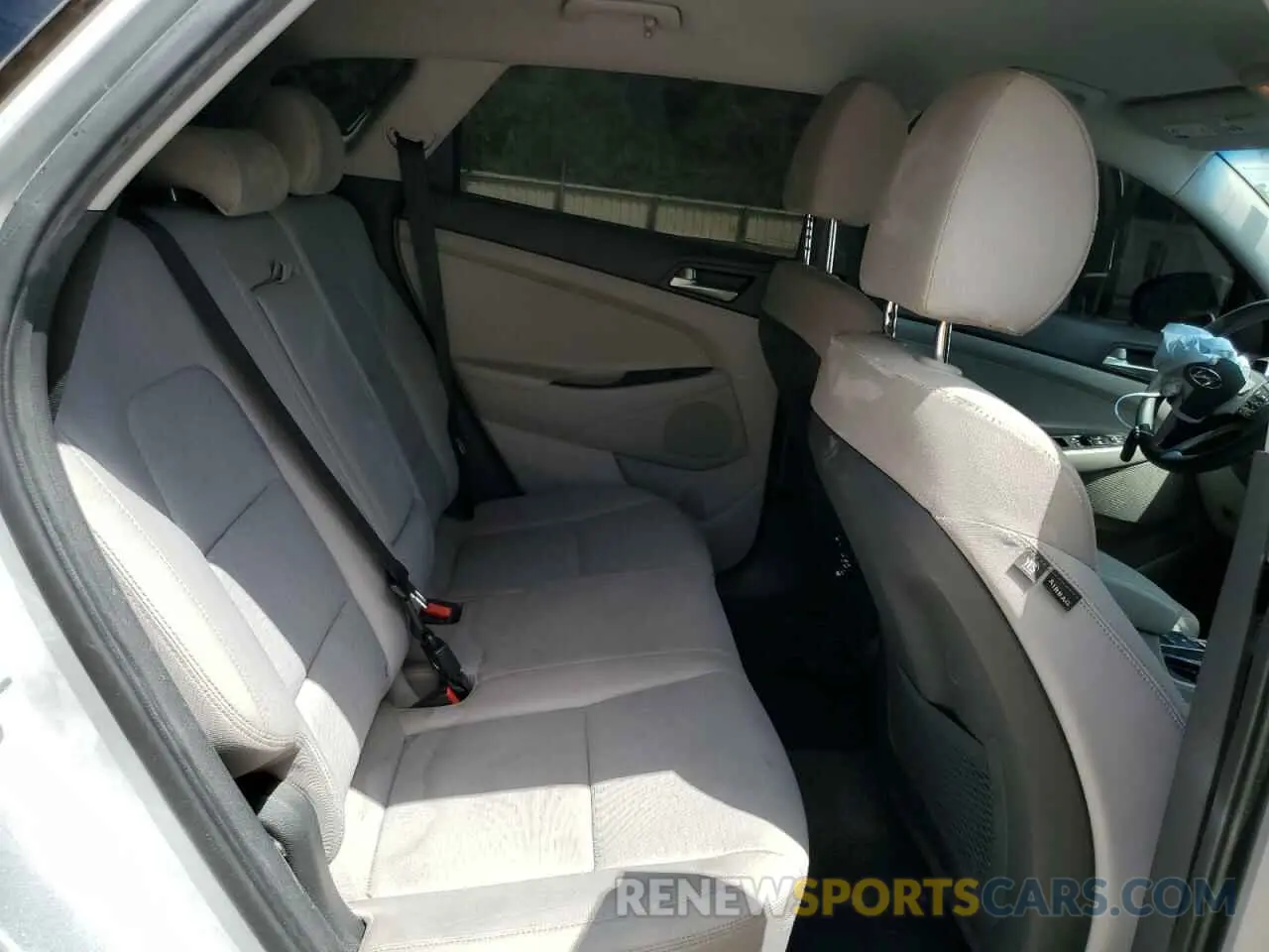 11 Photograph of a damaged car KM8J33A46KU848101 HYUNDAI TUCSON 2019