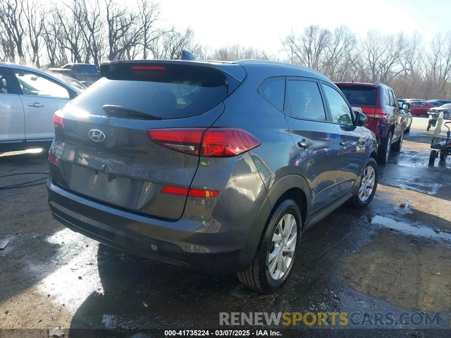 4 Photograph of a damaged car KM8J33A49KU860842 HYUNDAI TUCSON 2019