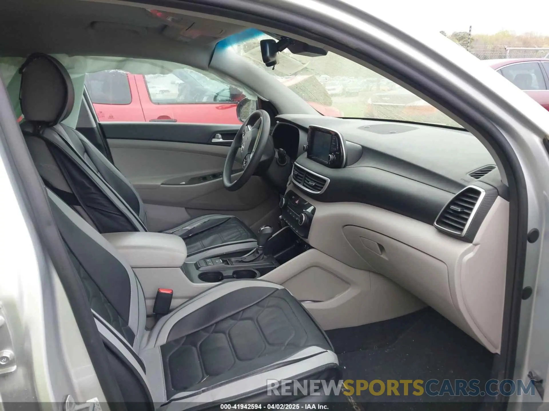 5 Photograph of a damaged car KM8J33A49KU921624 HYUNDAI TUCSON 2019