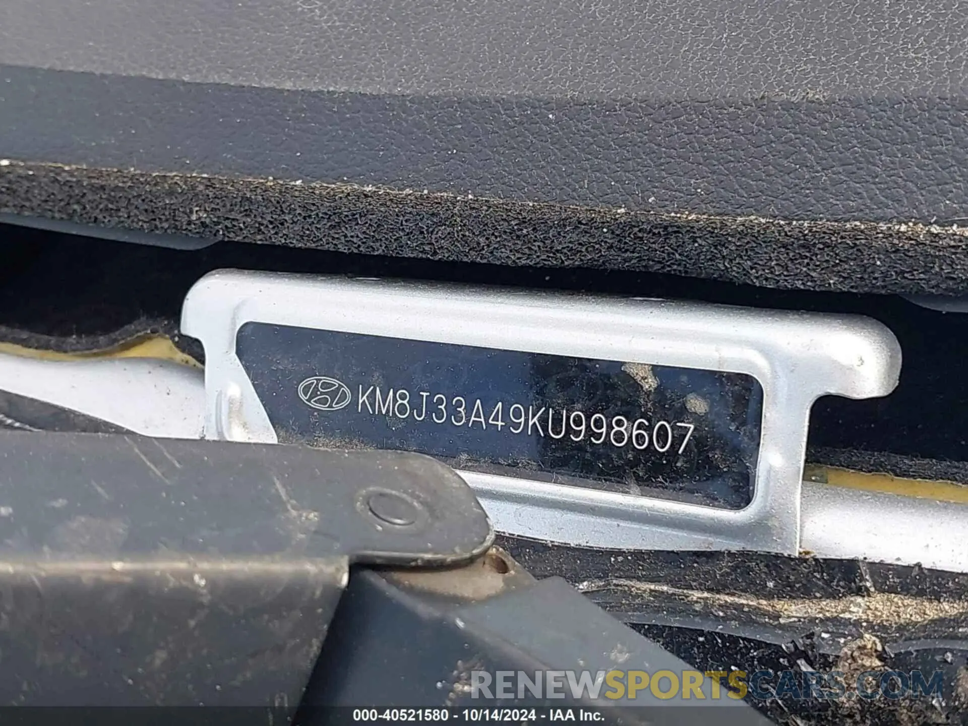 9 Photograph of a damaged car KM8J33A49KU998607 HYUNDAI TUCSON 2019