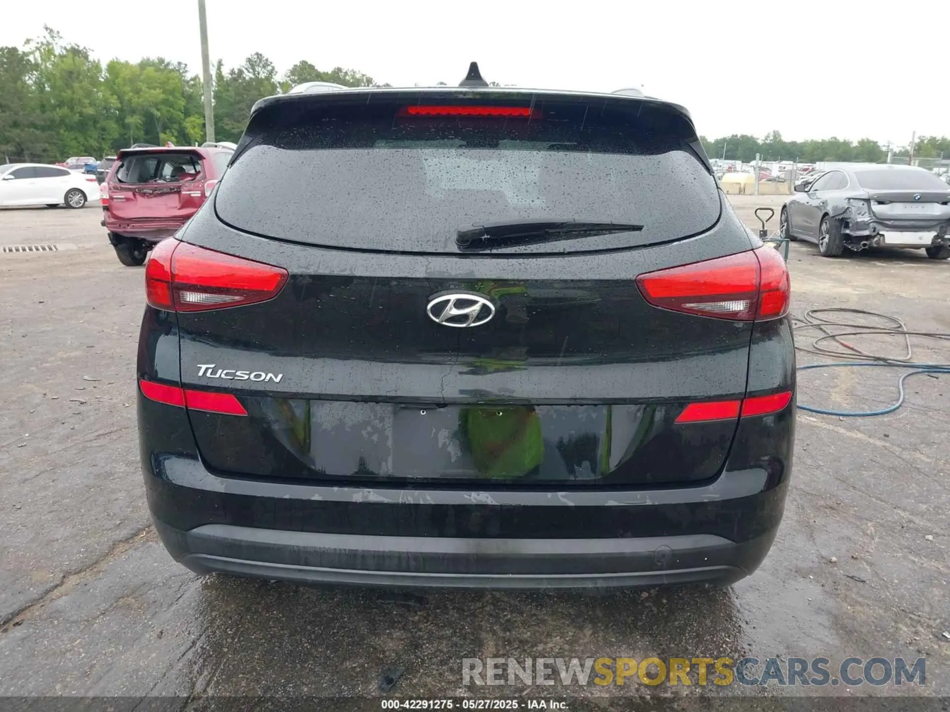 16 Photograph of a damaged car KM8J33A4XKU851129 HYUNDAI TUCSON 2019