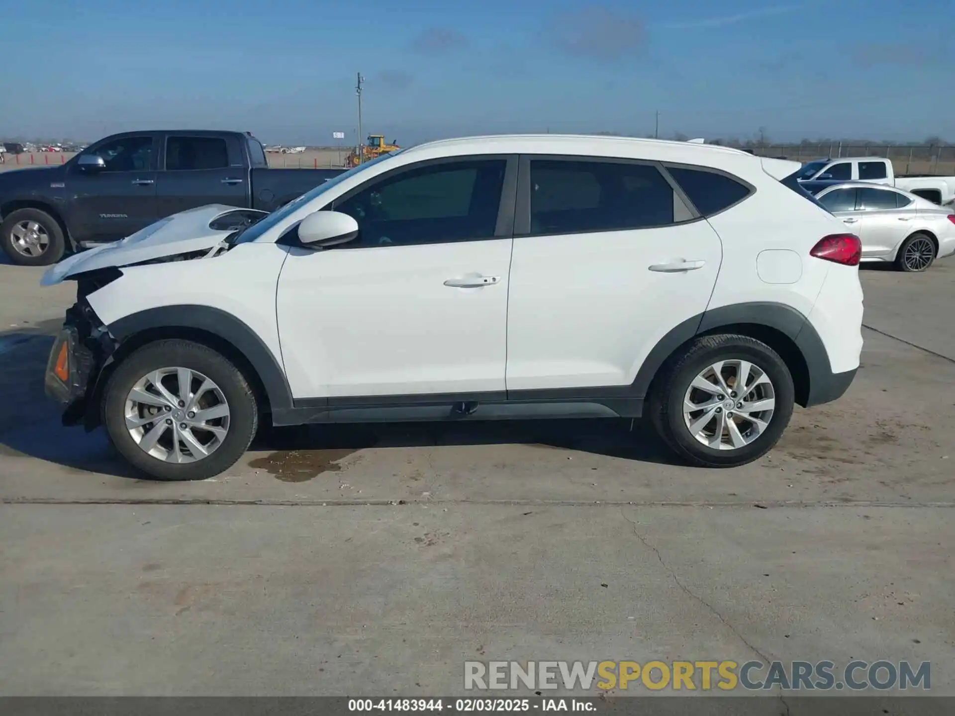 14 Photograph of a damaged car KM8J33A4XKU926976 HYUNDAI TUCSON 2019