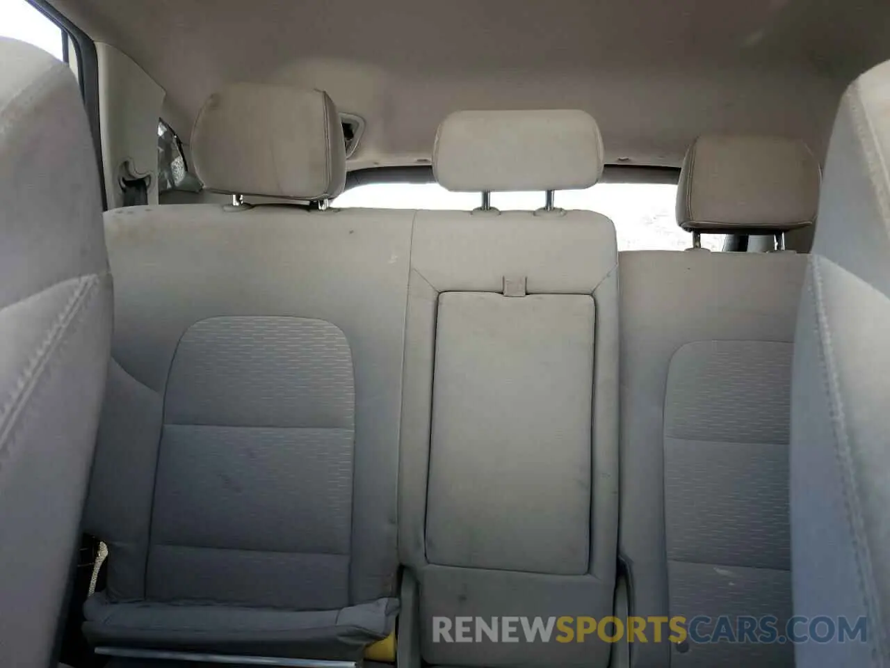 10 Photograph of a damaged car KM8J33A4XKU956155 HYUNDAI TUCSON 2019