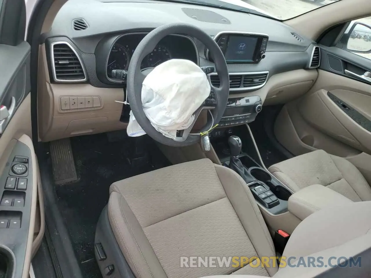 8 Photograph of a damaged car KM8J33AL0KU050149 HYUNDAI TUCSON 2019