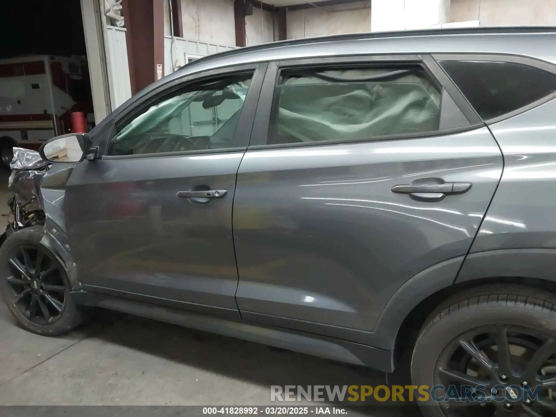 14 Photograph of a damaged car KM8J33AL0KU973425 HYUNDAI TUCSON 2019
