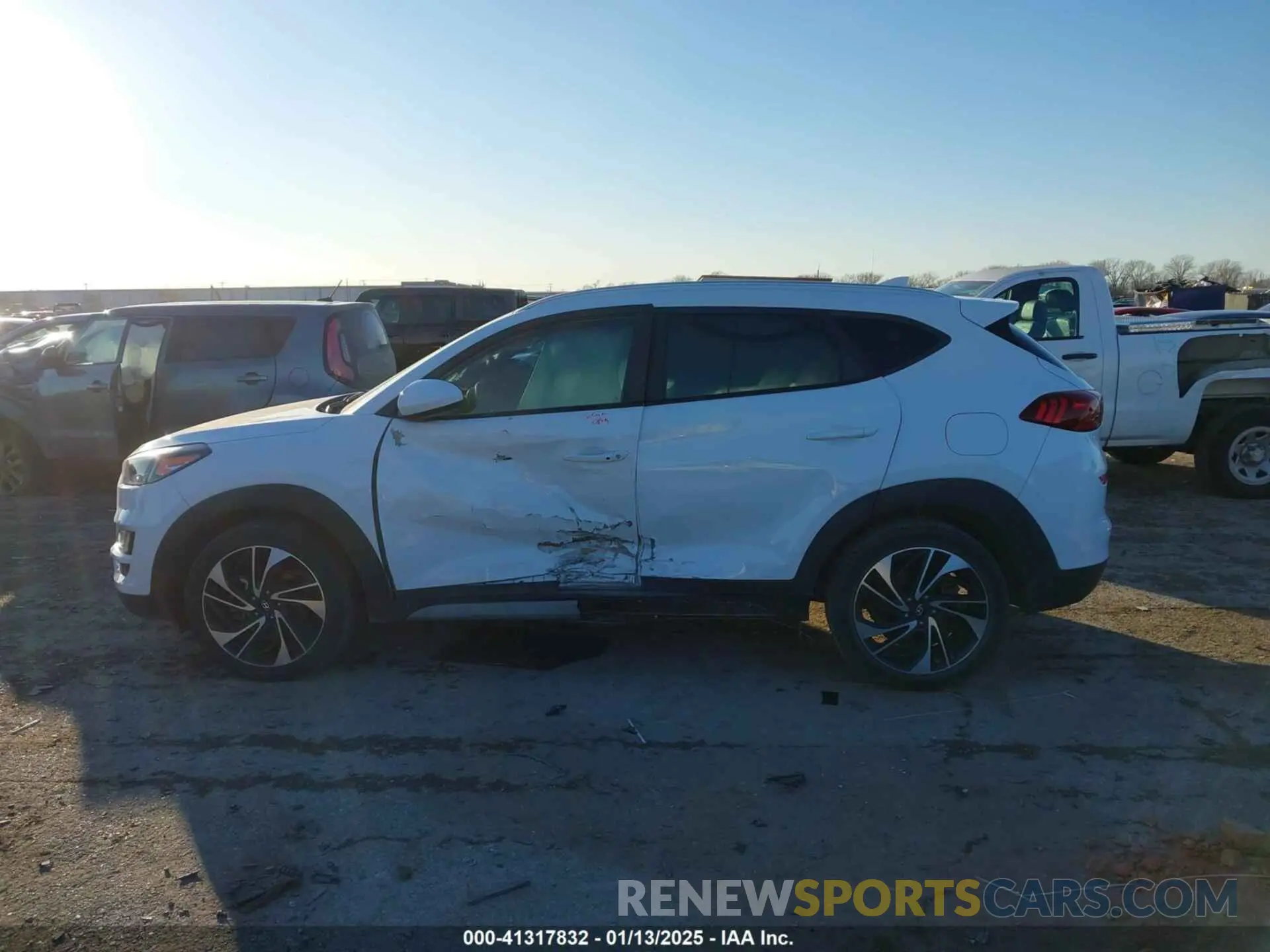 14 Photograph of a damaged car KM8J33AL1KU838499 HYUNDAI TUCSON 2019