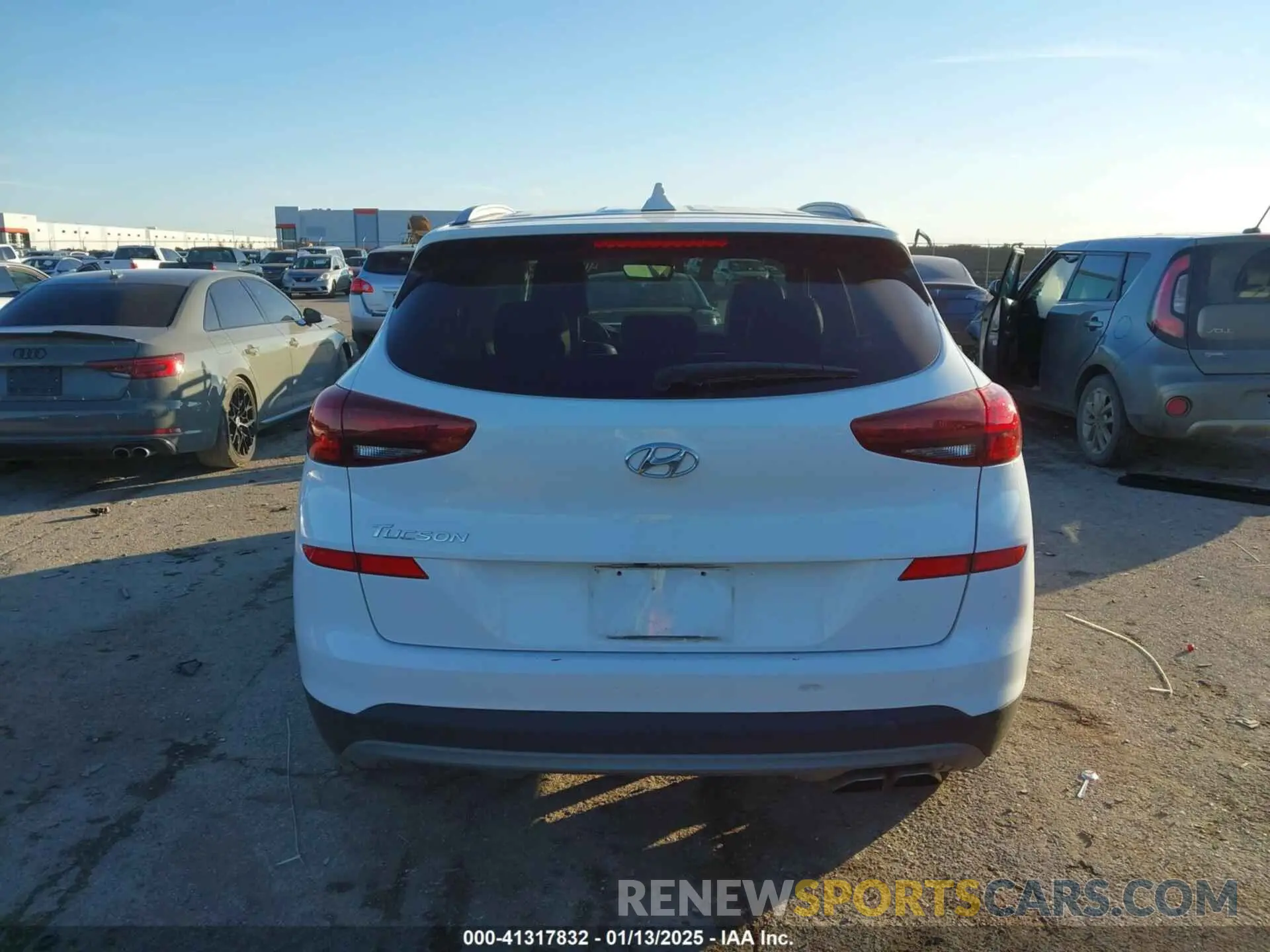 16 Photograph of a damaged car KM8J33AL1KU838499 HYUNDAI TUCSON 2019