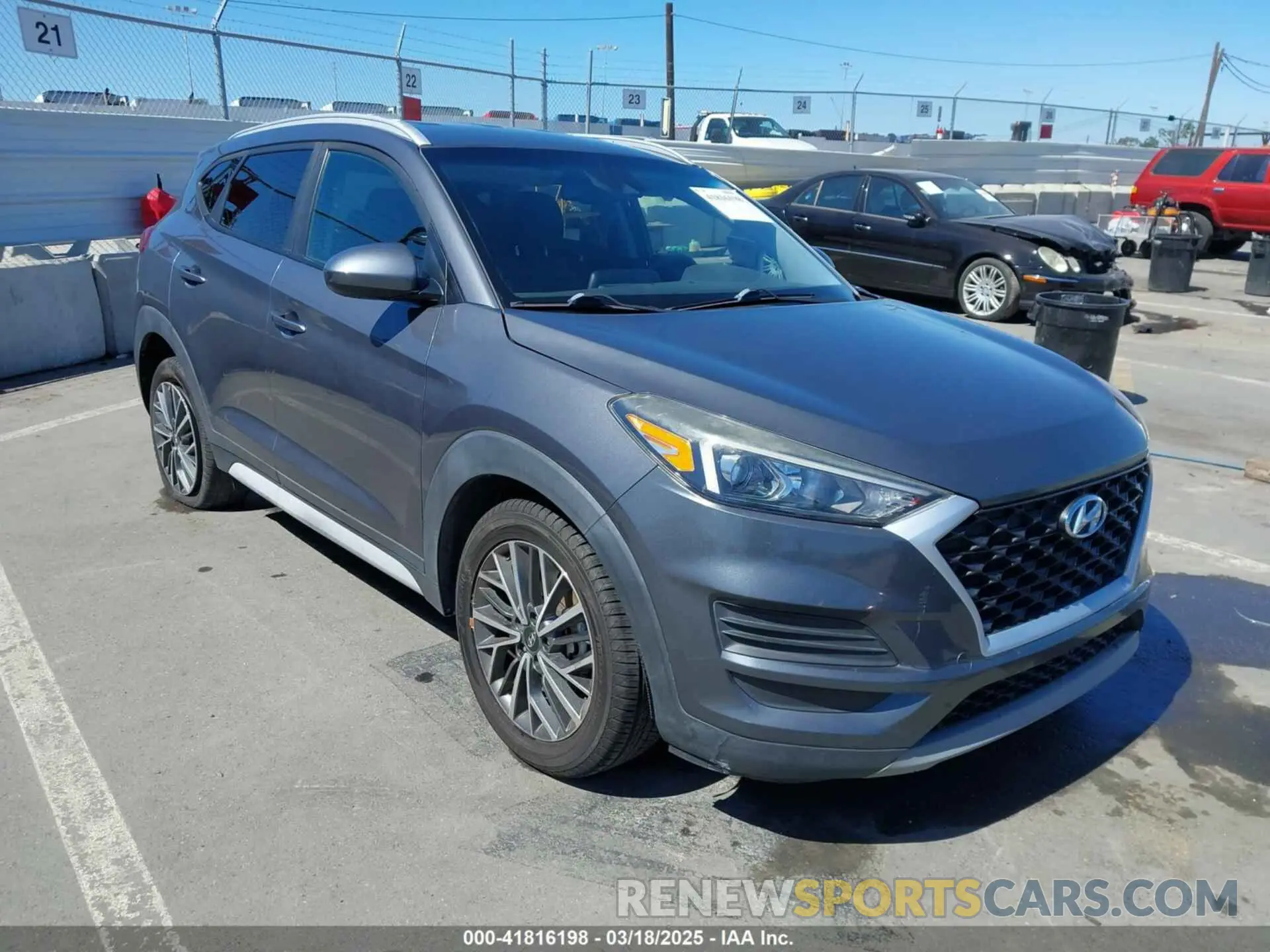 1 Photograph of a damaged car KM8J33AL1KU890618 HYUNDAI TUCSON 2019