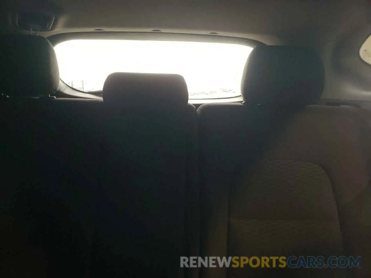 10 Photograph of a damaged car KM8J33AL1KU982182 HYUNDAI TUCSON 2019