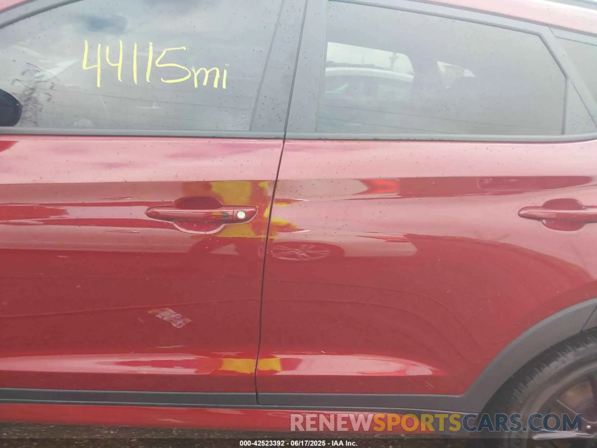 14 Photograph of a damaged car KM8J33AL2KU009618 HYUNDAI TUCSON 2019
