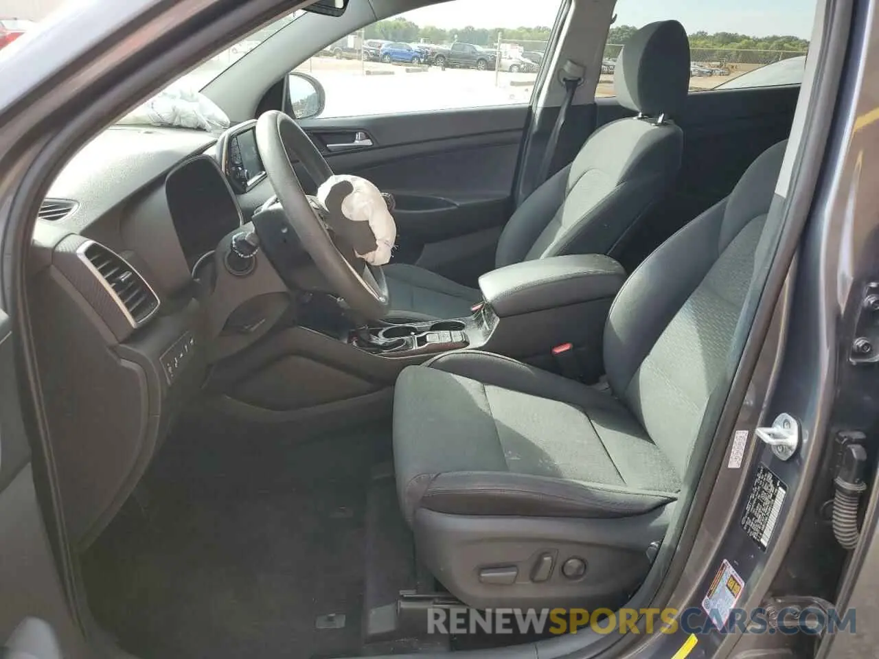 7 Photograph of a damaged car KM8J33AL2KU861726 HYUNDAI TUCSON 2019
