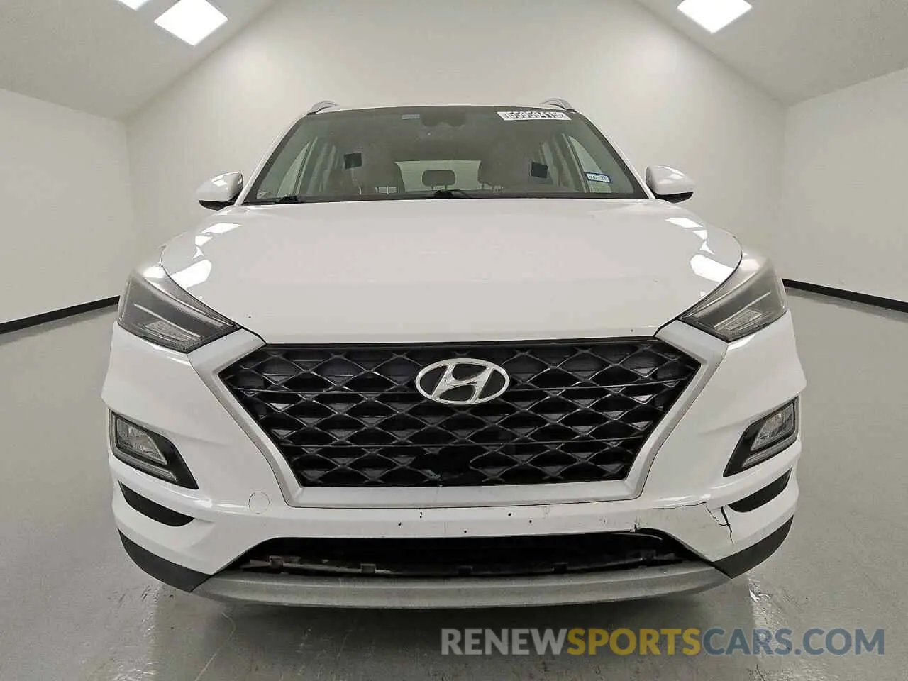 5 Photograph of a damaged car KM8J33AL3KU874095 HYUNDAI TUCSON 2019