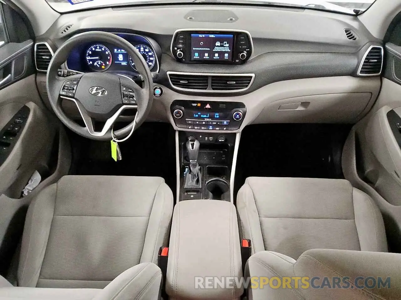 8 Photograph of a damaged car KM8J33AL3KU874095 HYUNDAI TUCSON 2019