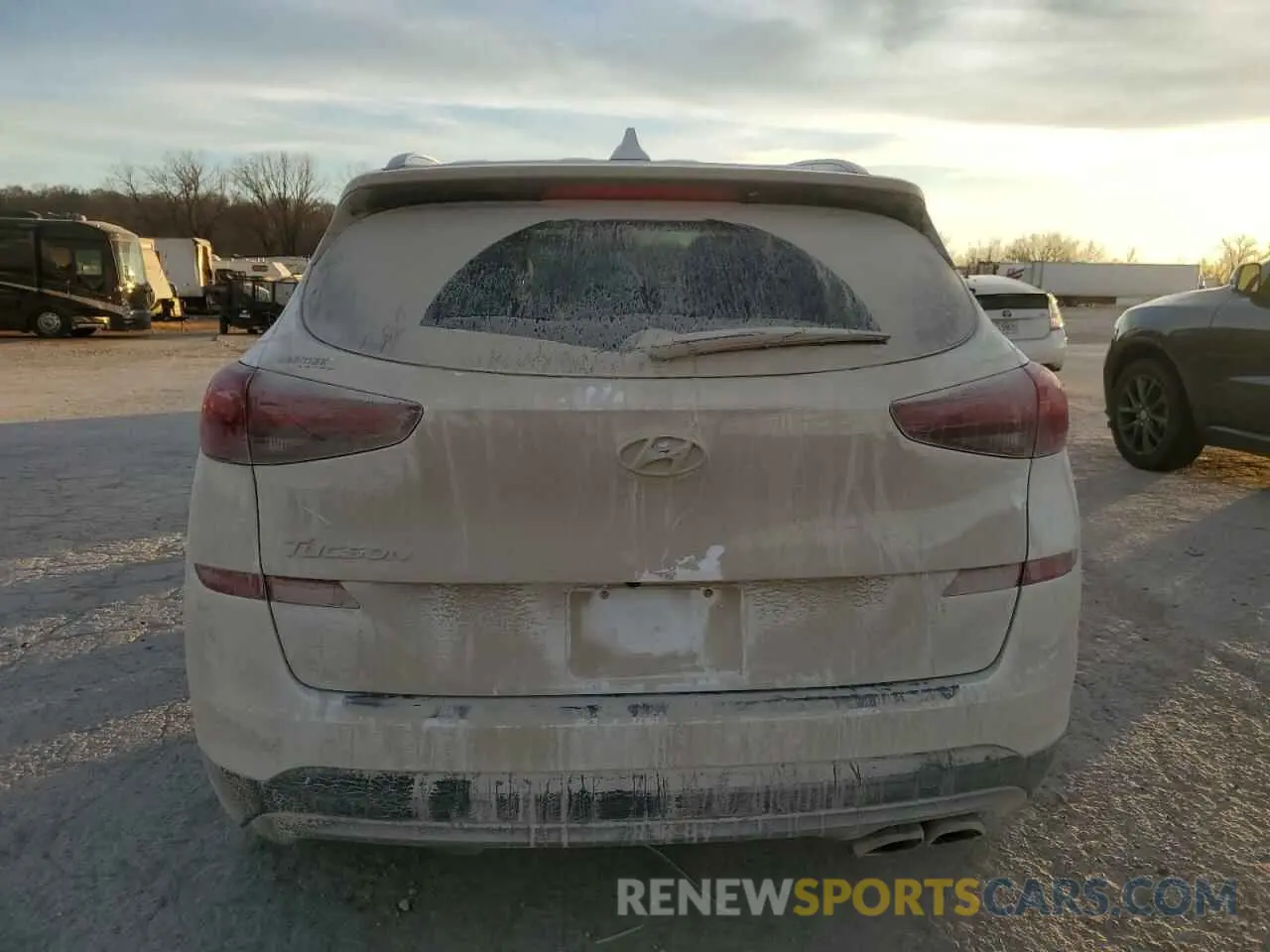 6 Photograph of a damaged car KM8J33AL3KU876123 HYUNDAI TUCSON 2019