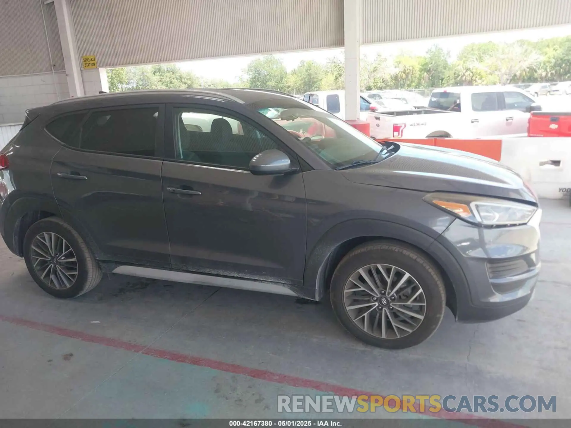 13 Photograph of a damaged car KM8J33AL4KU875529 HYUNDAI TUCSON 2019