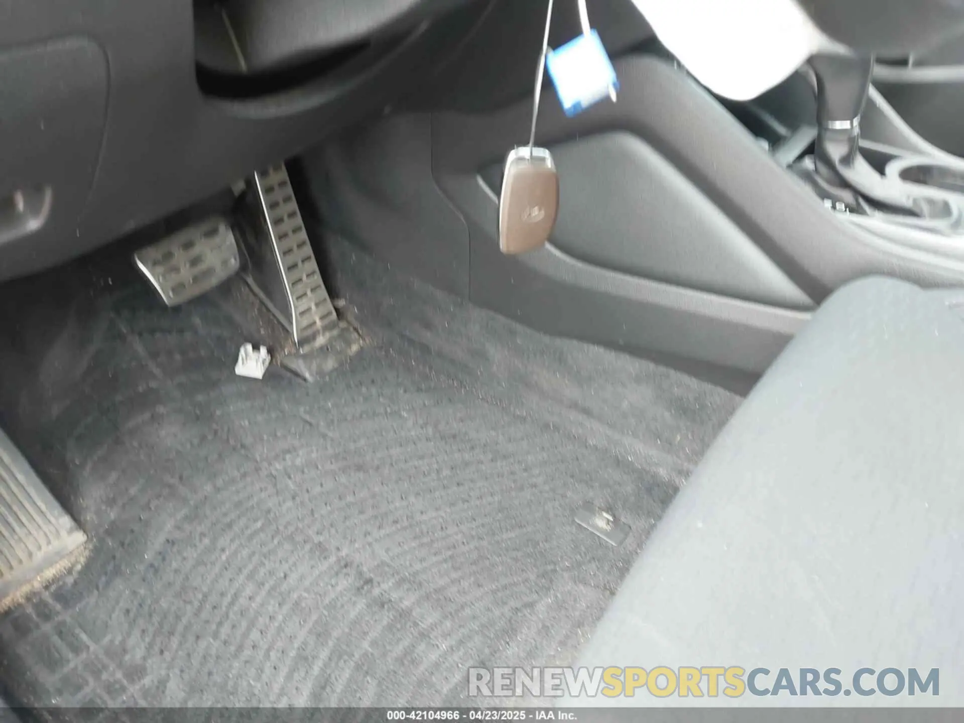 11 Photograph of a damaged car KM8J33AL4KU928830 HYUNDAI TUCSON 2019