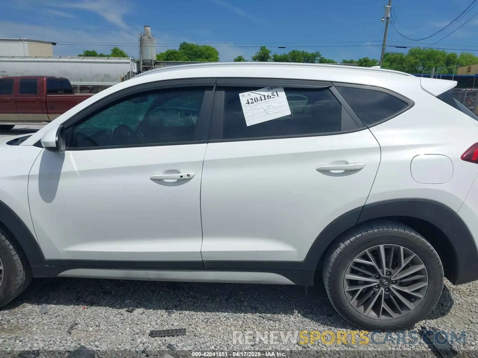 14 Photograph of a damaged car KM8J33AL5KU066119 HYUNDAI TUCSON 2019