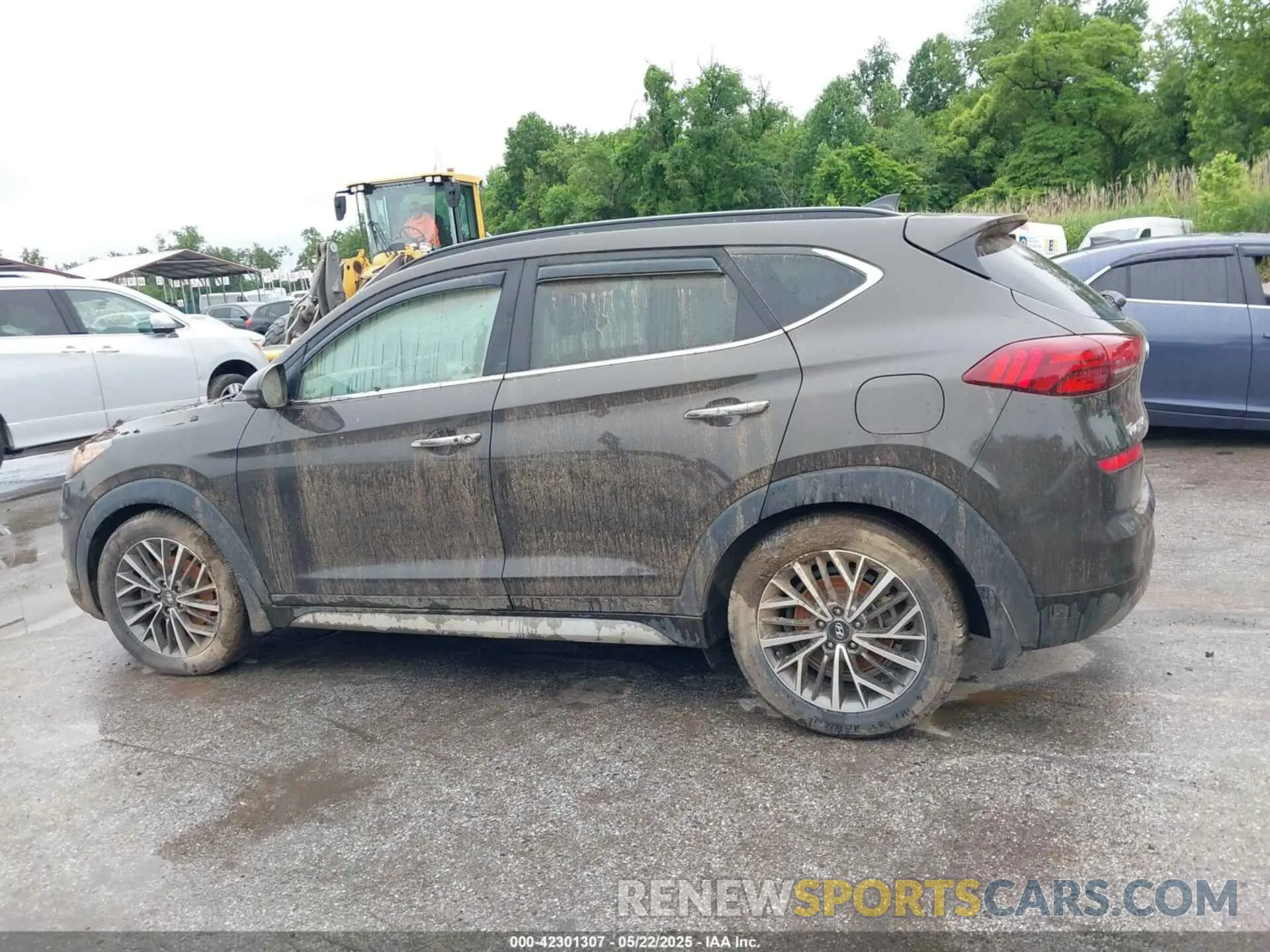 13 Photograph of a damaged car KM8J33AL5KU904519 HYUNDAI TUCSON 2019