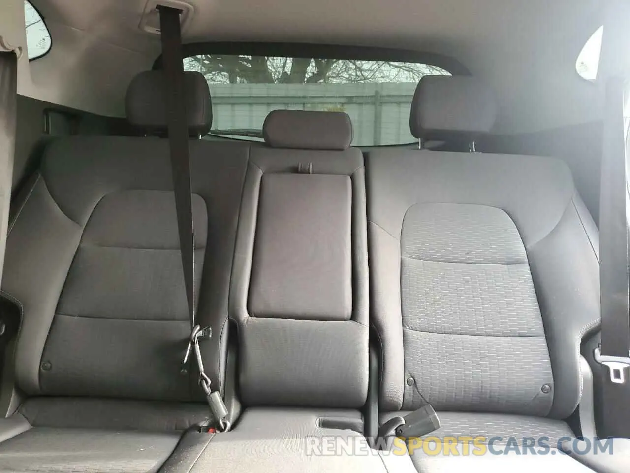 10 Photograph of a damaged car KM8J33AL6KU048048 HYUNDAI TUCSON 2019