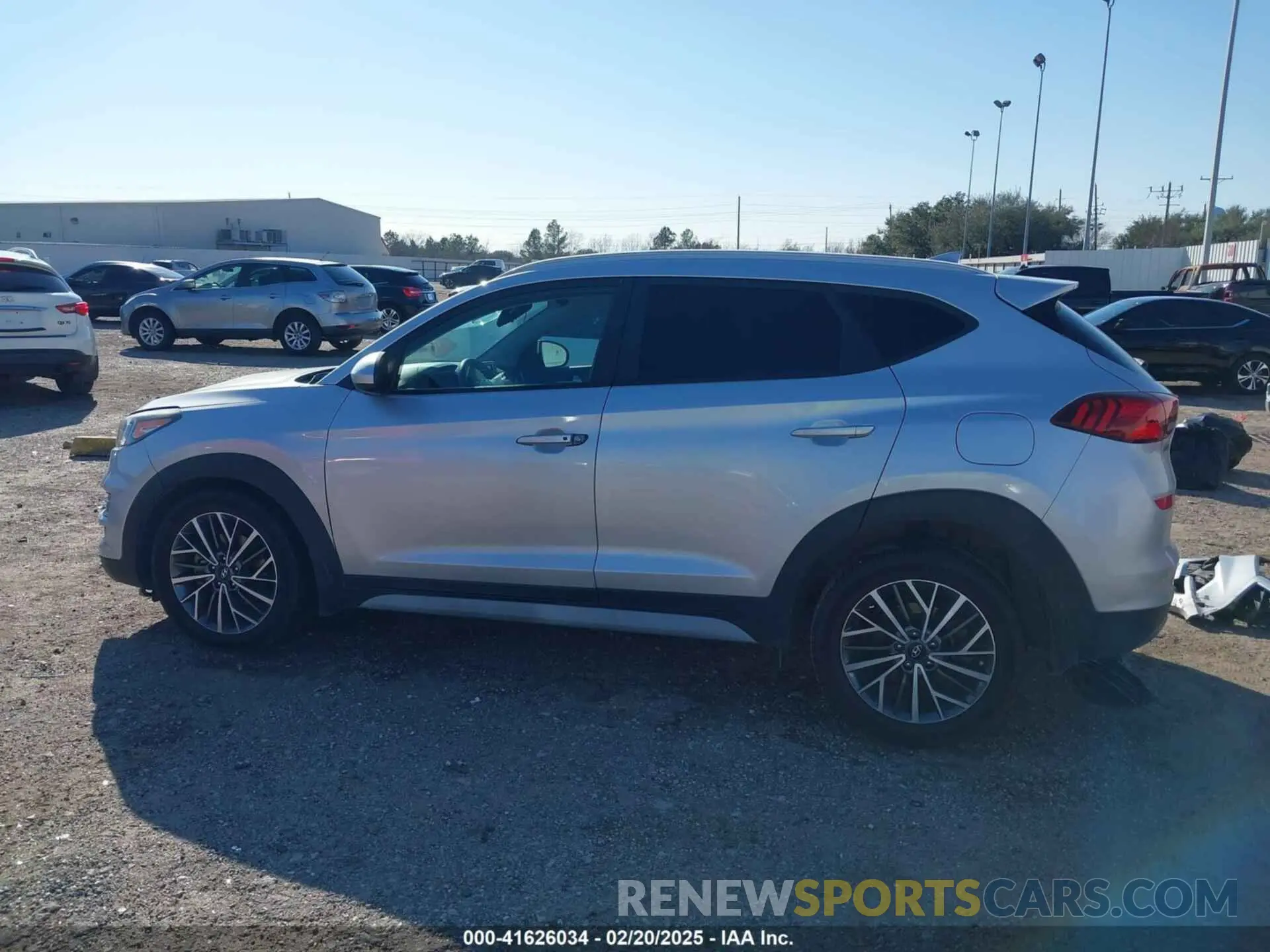 15 Photograph of a damaged car KM8J33AL6KU988298 HYUNDAI TUCSON 2019