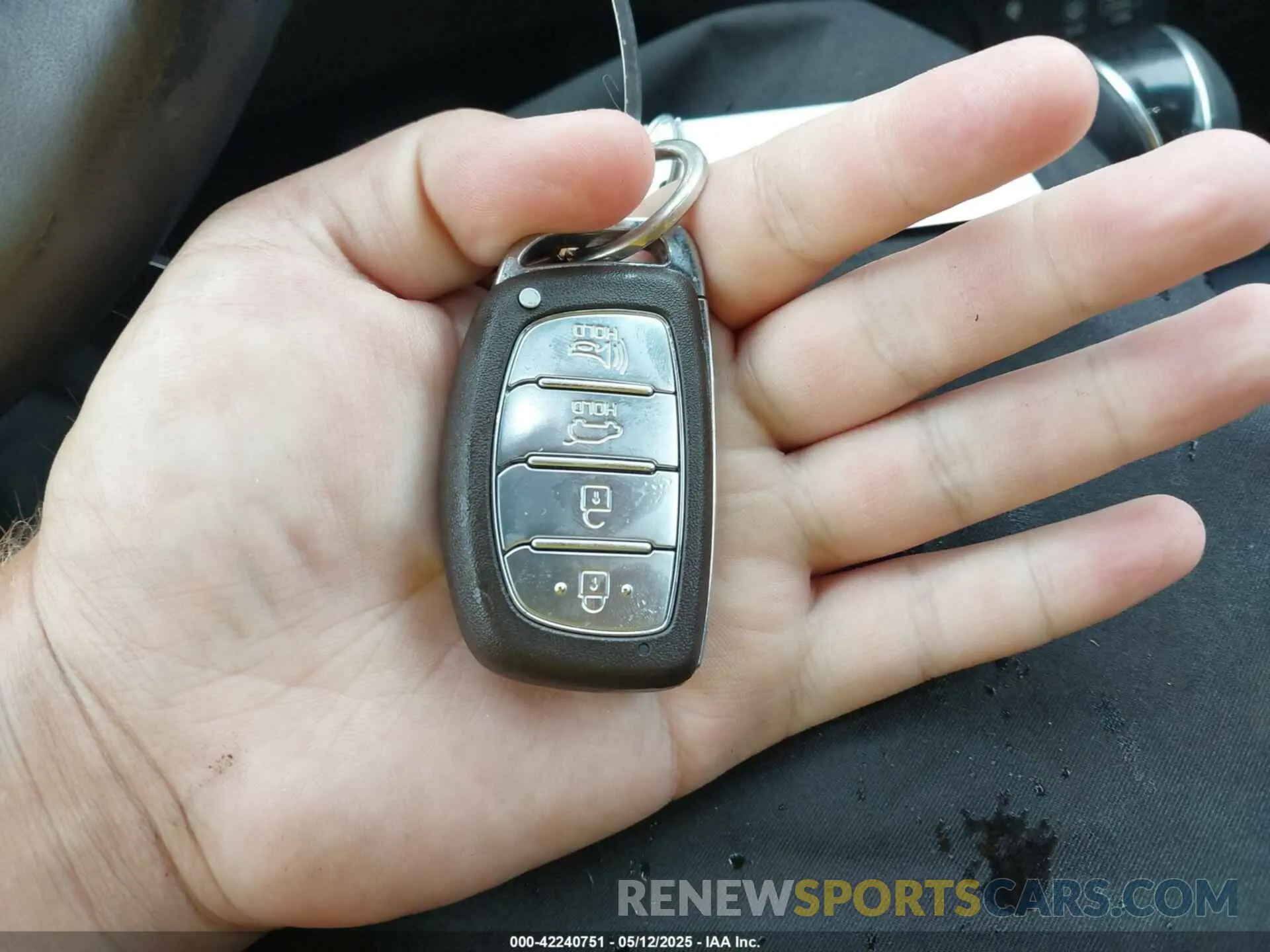 11 Photograph of a damaged car KM8J33AL8KU903140 HYUNDAI TUCSON 2019