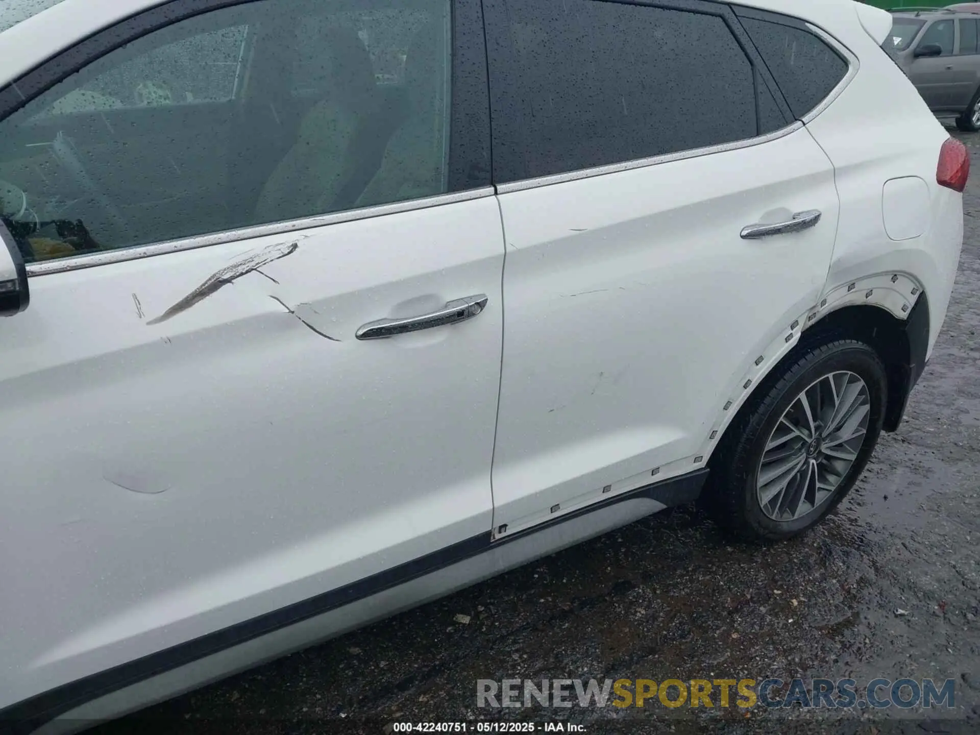6 Photograph of a damaged car KM8J33AL8KU903140 HYUNDAI TUCSON 2019