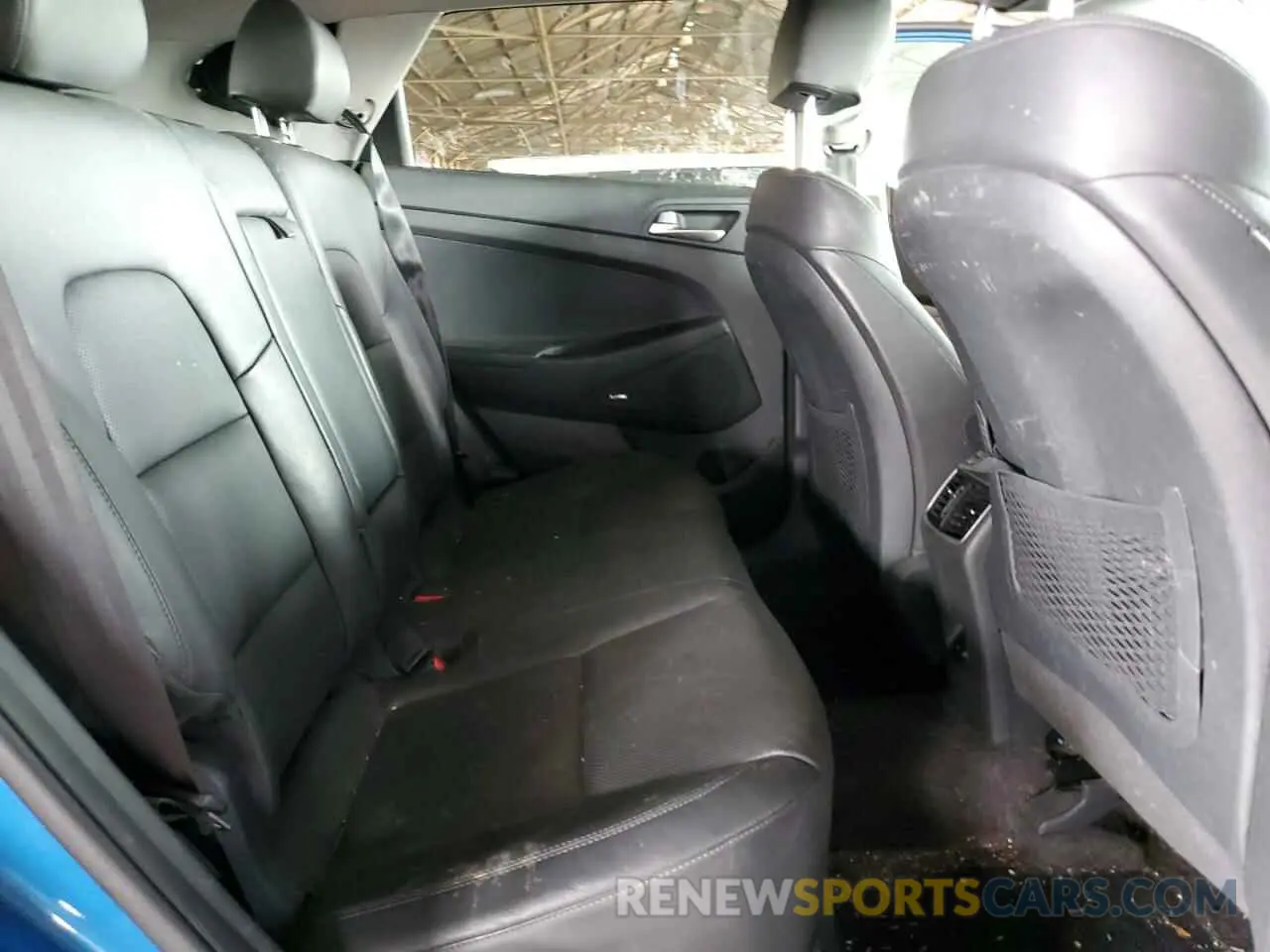 11 Photograph of a damaged car KM8J33AL9KU012418 HYUNDAI TUCSON 2019