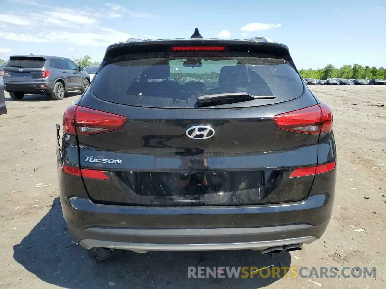6 Photograph of a damaged car KM8J33AL9KU056645 HYUNDAI TUCSON 2019