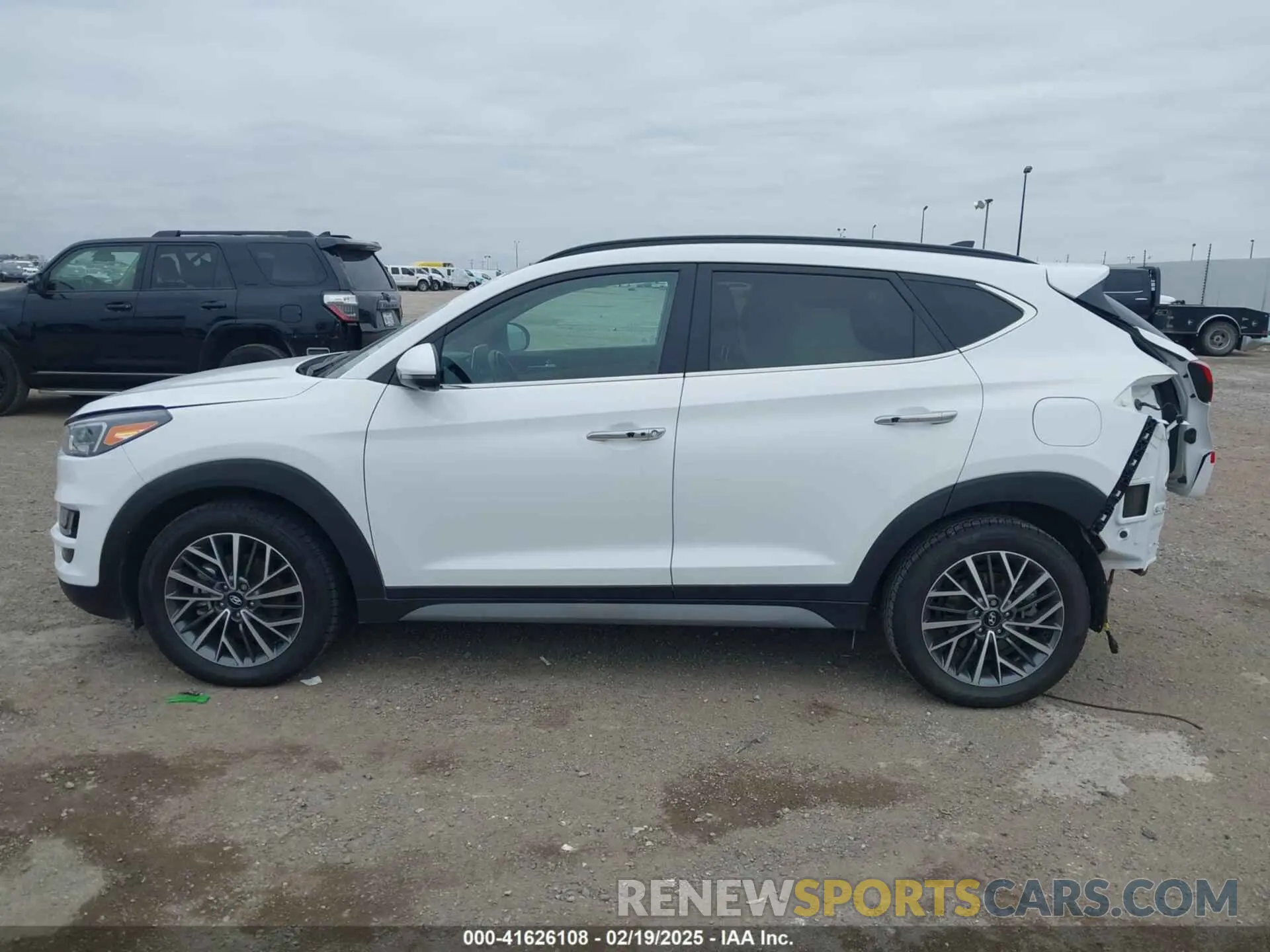 15 Photograph of a damaged car KM8J33ALOKU880498 HYUNDAI TUCSON 2019