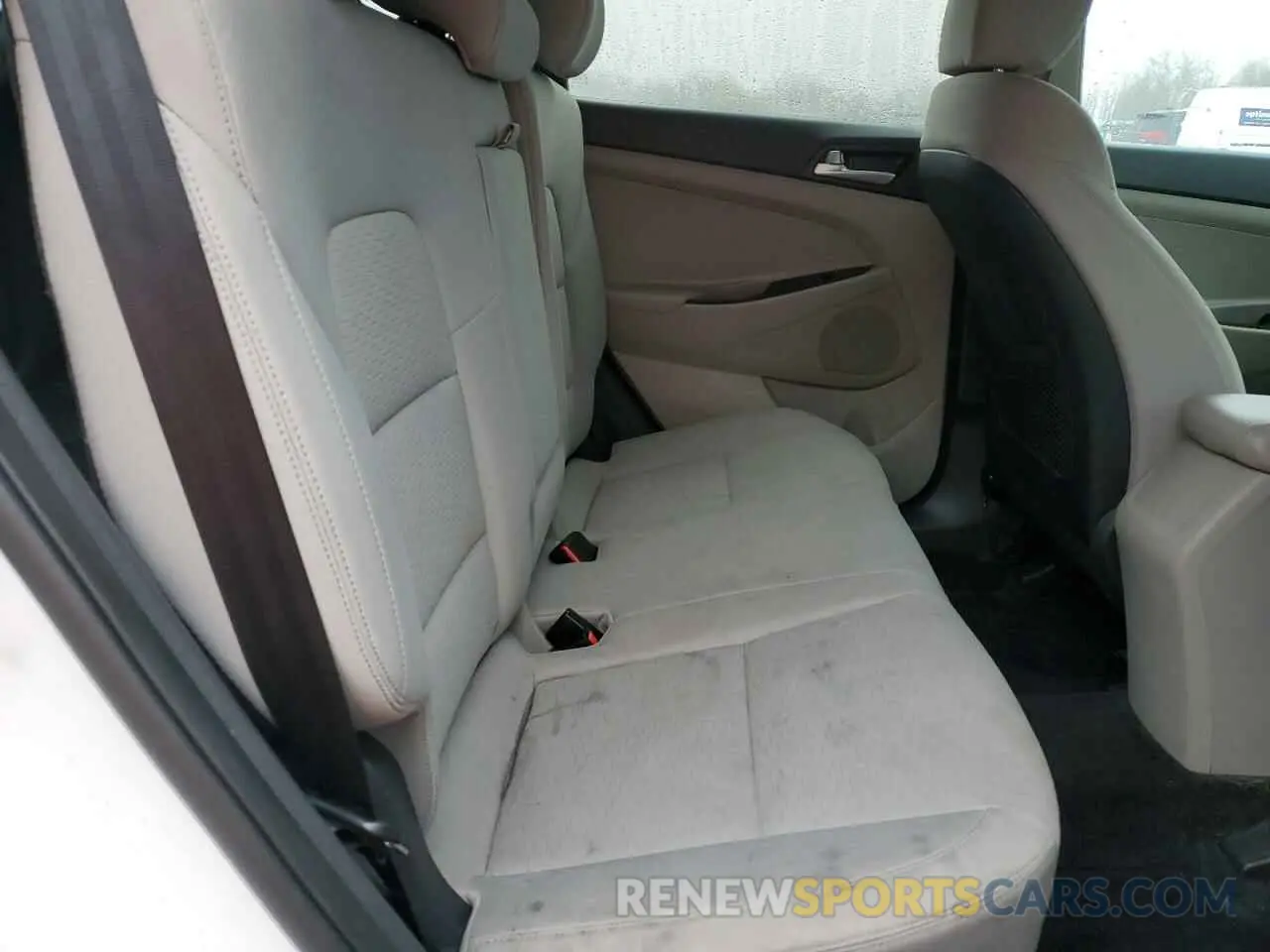 10 Photograph of a damaged car KM8J3CA41KU967383 HYUNDAI TUCSON 2019