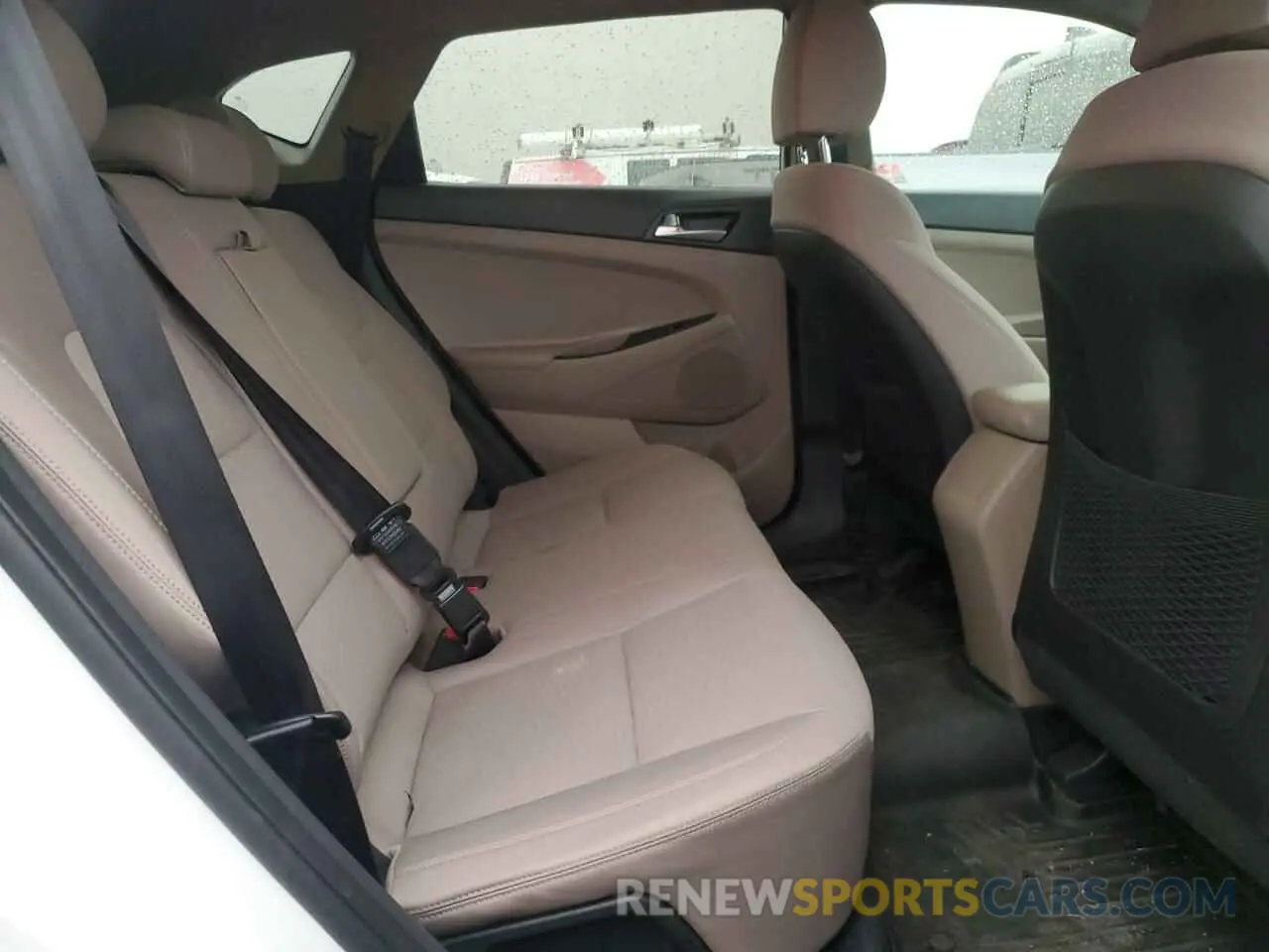 10 Photograph of a damaged car KM8J3CA42KU917222 HYUNDAI TUCSON 2019