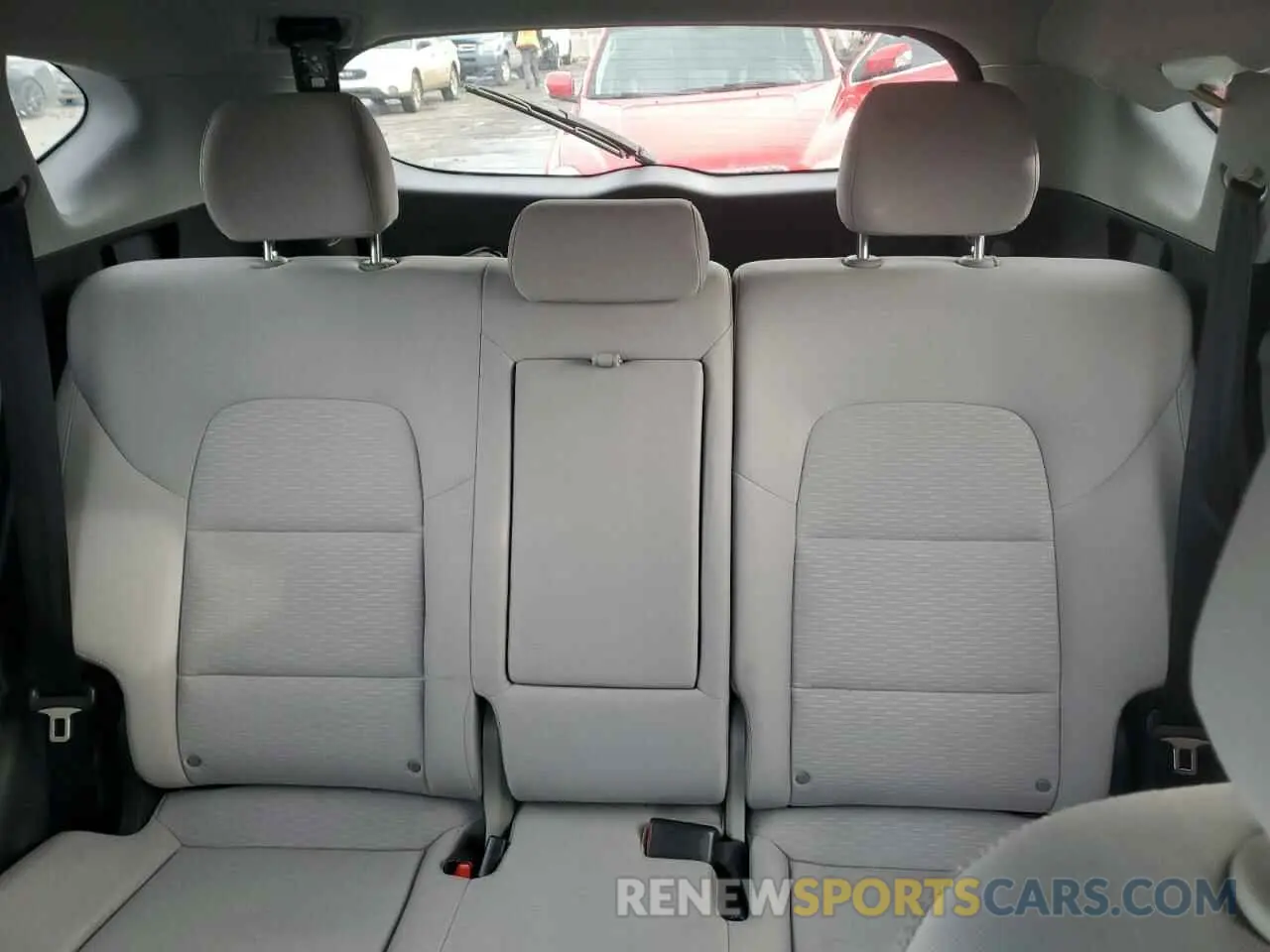 10 Photograph of a damaged car KM8J3CA42KU957347 HYUNDAI TUCSON 2019
