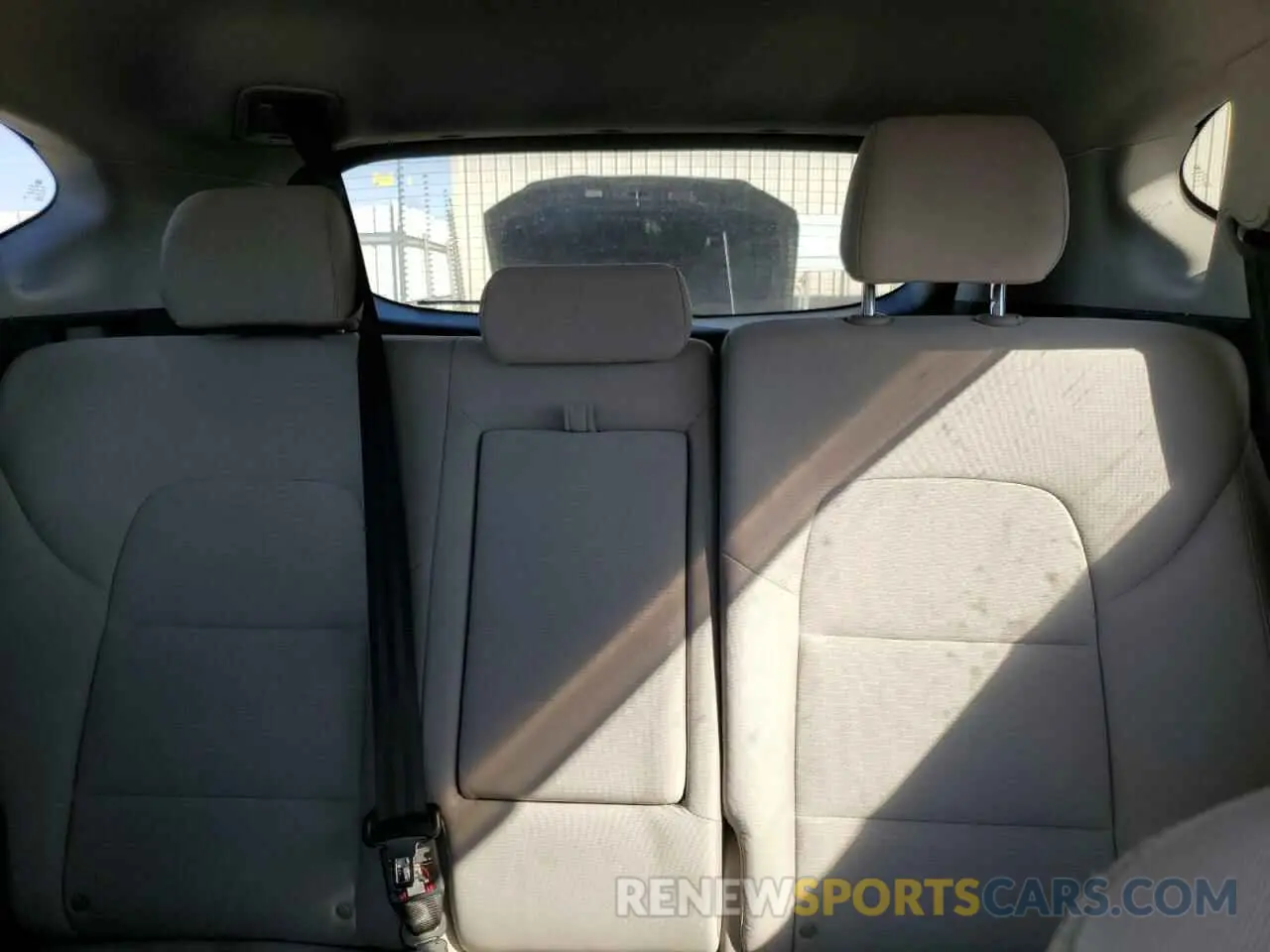 10 Photograph of a damaged car KM8J3CA43KU034309 HYUNDAI TUCSON 2019