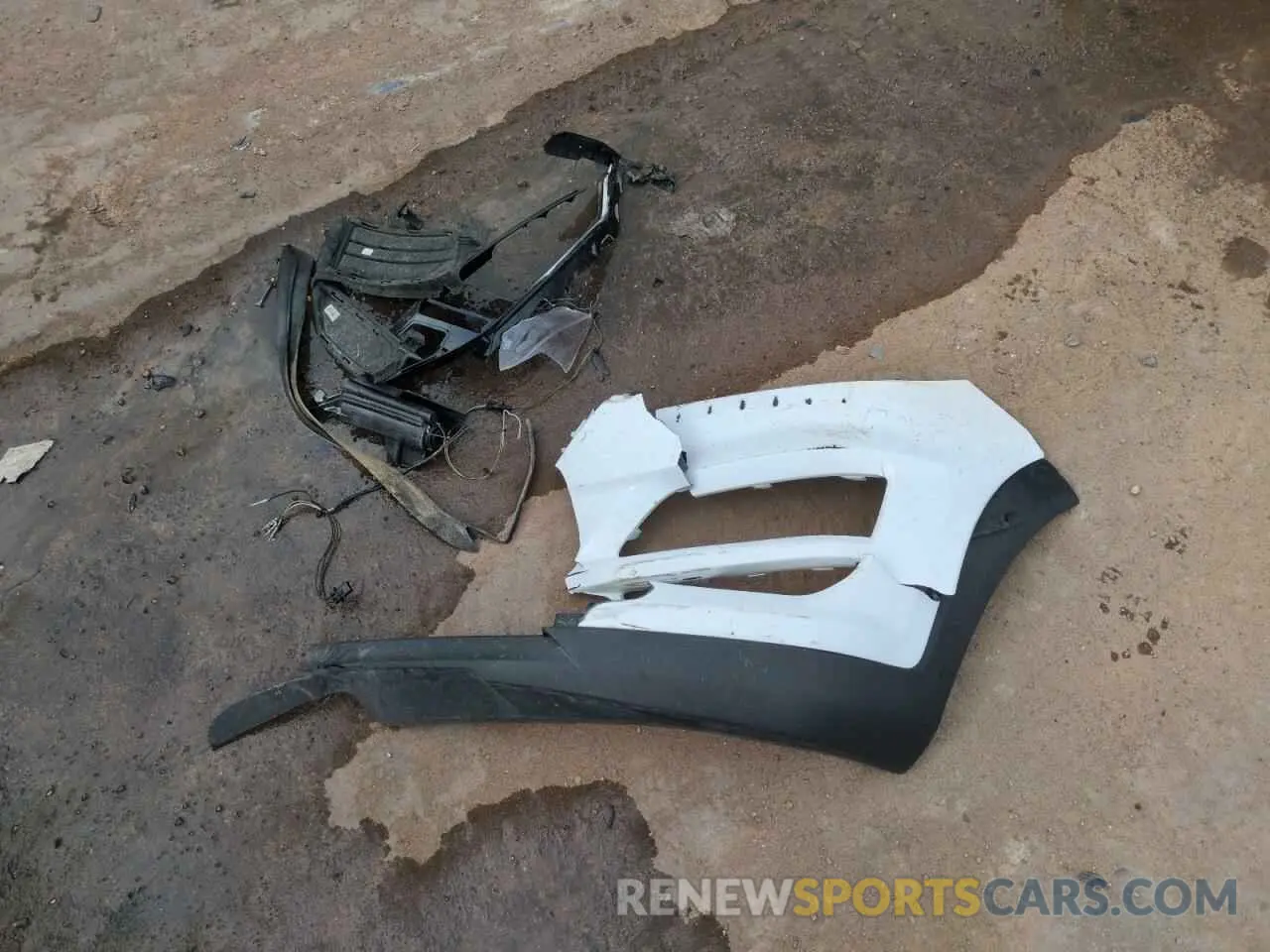 13 Photograph of a damaged car KM8J3CA44KU842877 HYUNDAI TUCSON 2019