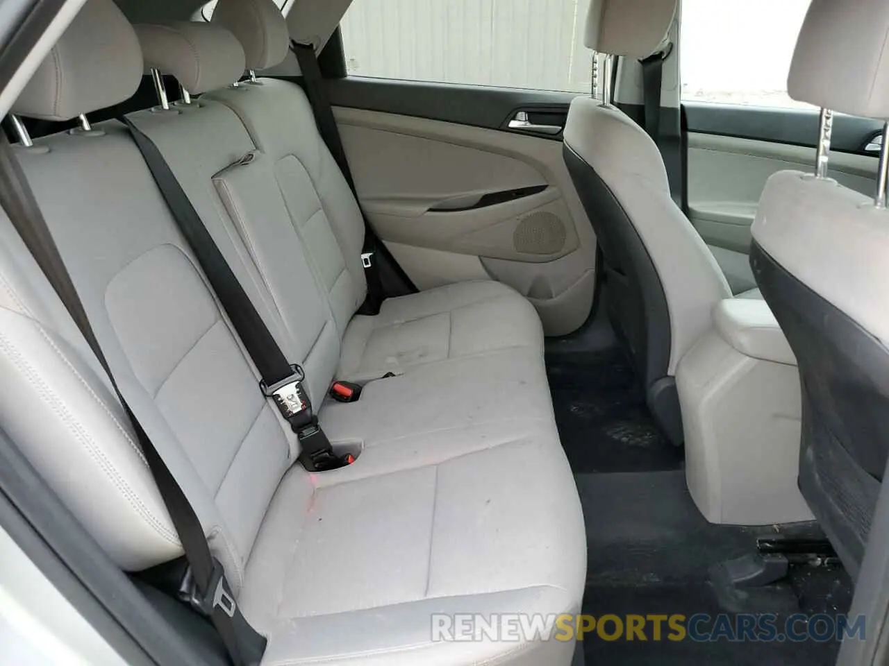 11 Photograph of a damaged car KM8J3CA44KU995033 HYUNDAI TUCSON 2019