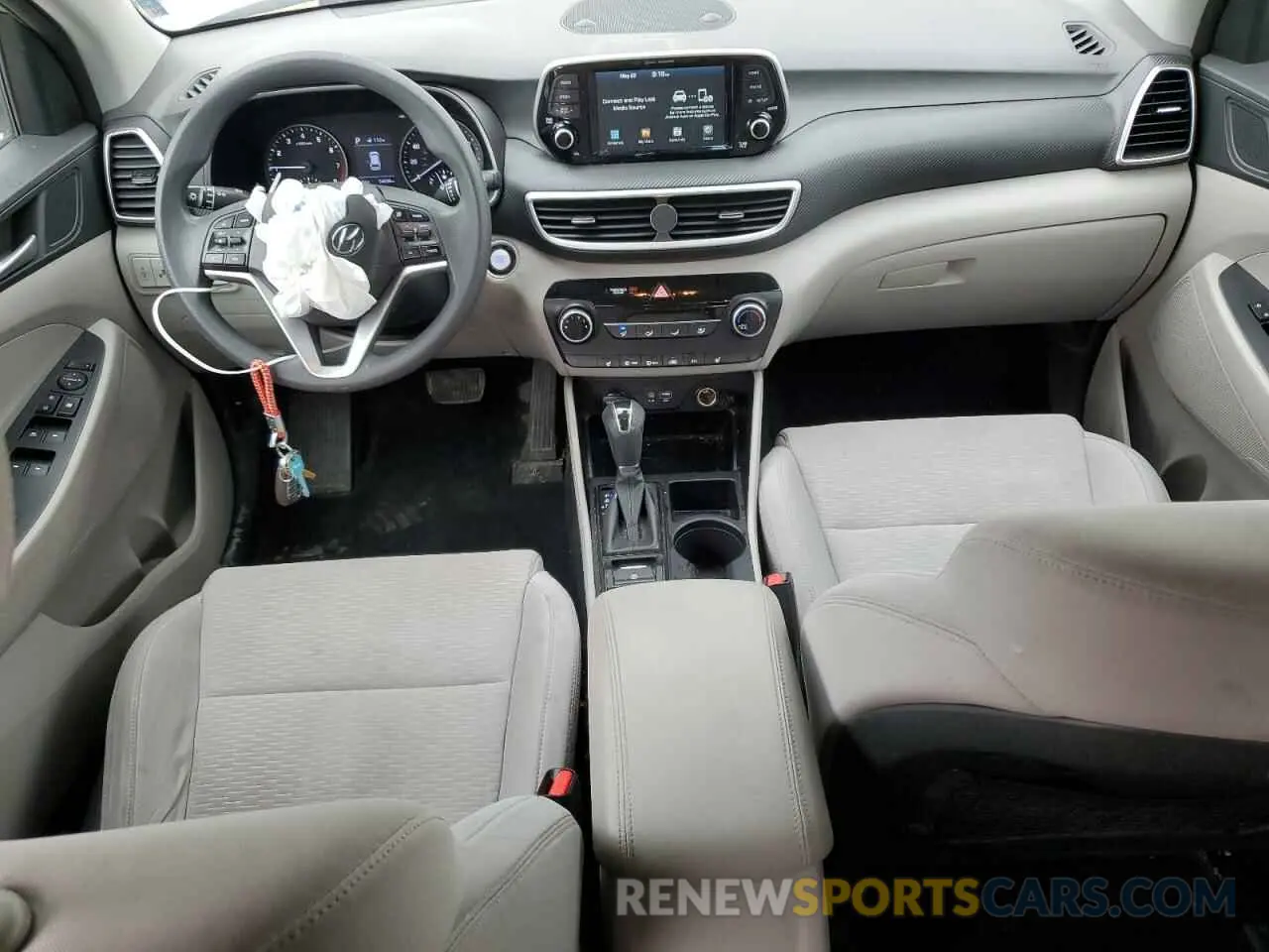 8 Photograph of a damaged car KM8J3CA44KU995033 HYUNDAI TUCSON 2019
