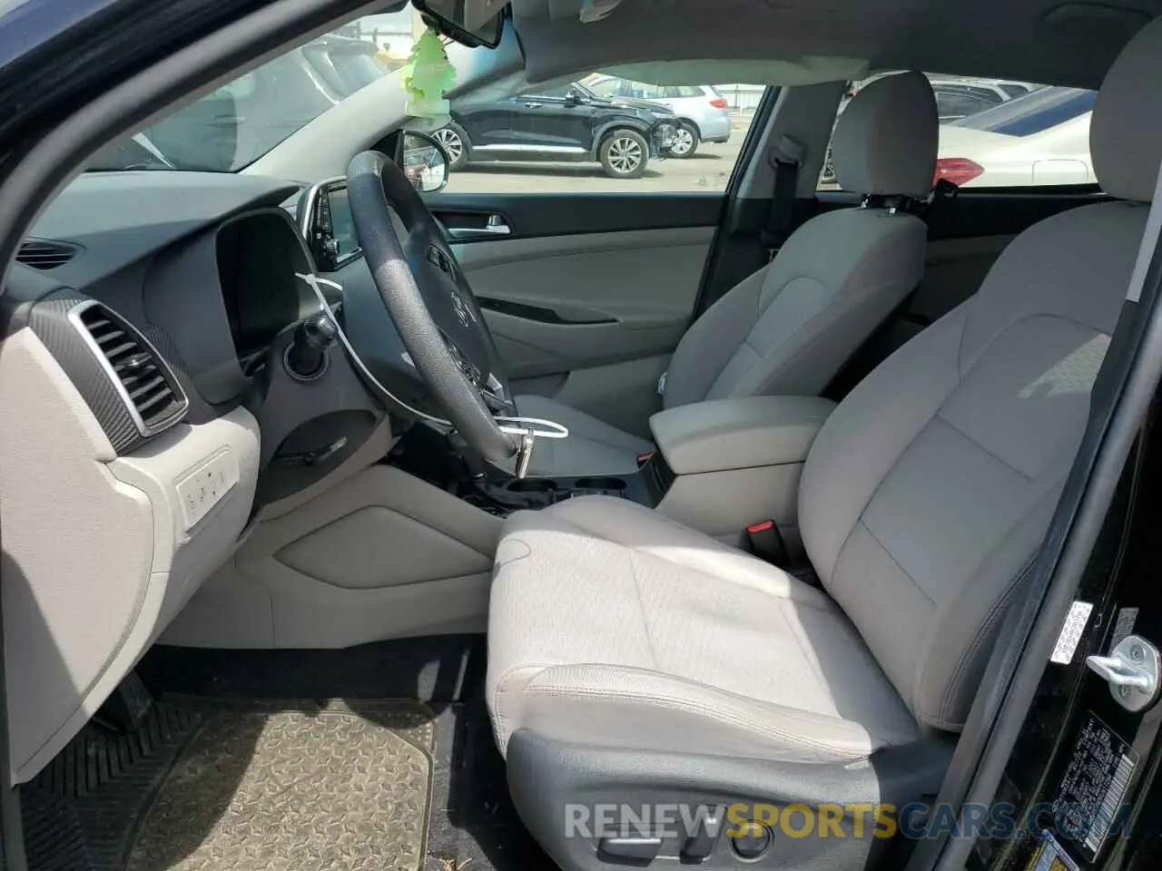 7 Photograph of a damaged car KM8J3CA45KU917294 HYUNDAI TUCSON 2019