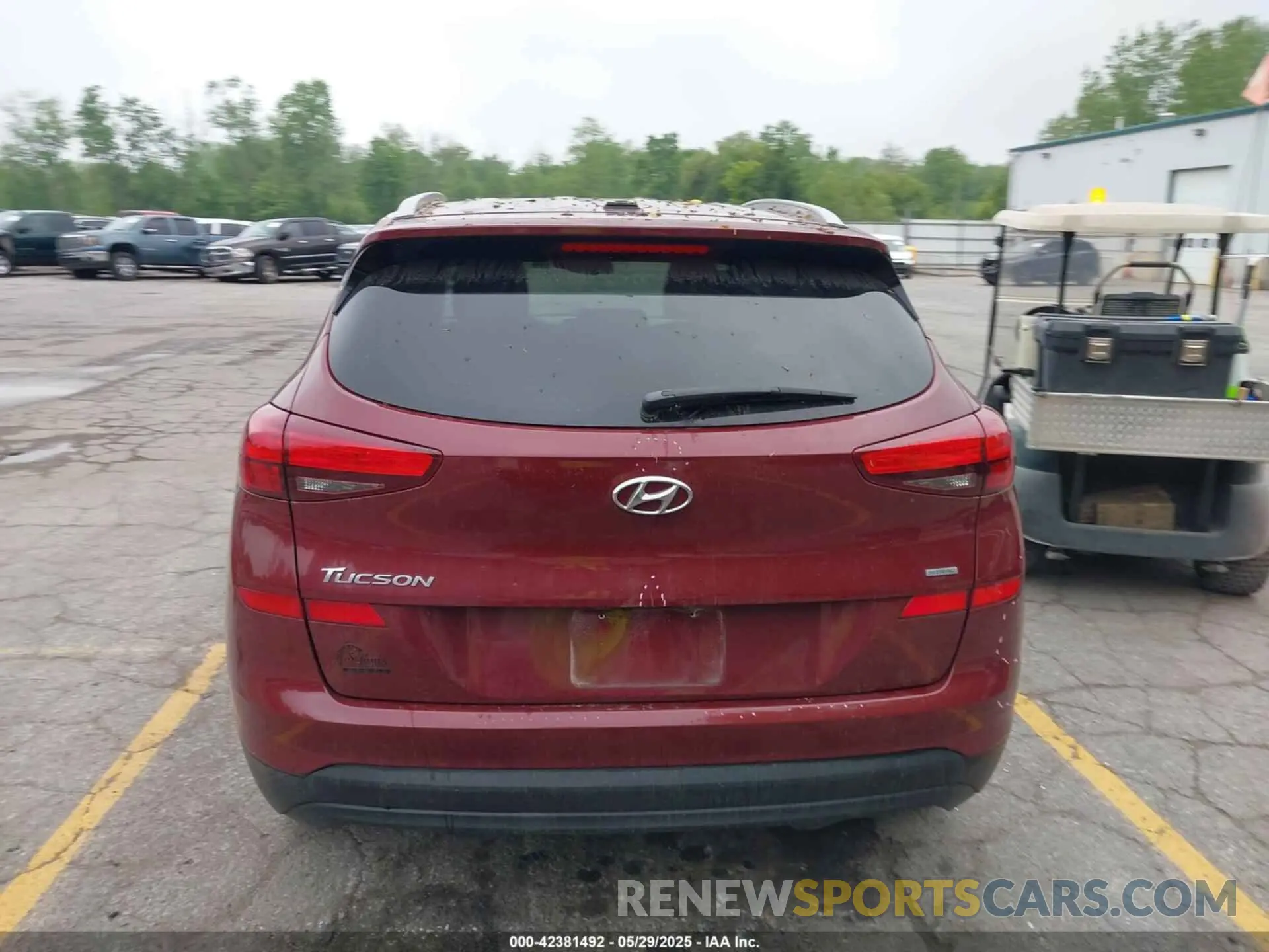 17 Photograph of a damaged car KM8J3CA45KU977933 HYUNDAI TUCSON 2019