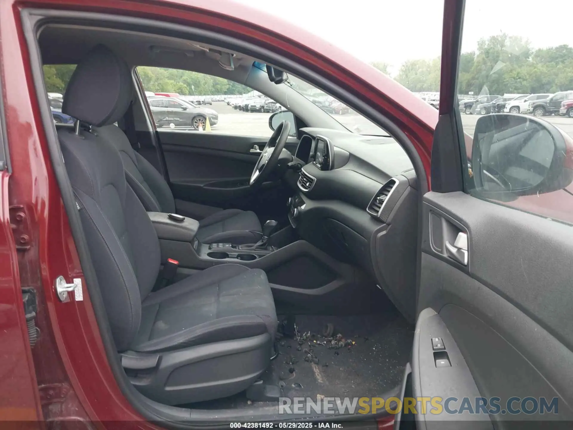 5 Photograph of a damaged car KM8J3CA45KU977933 HYUNDAI TUCSON 2019