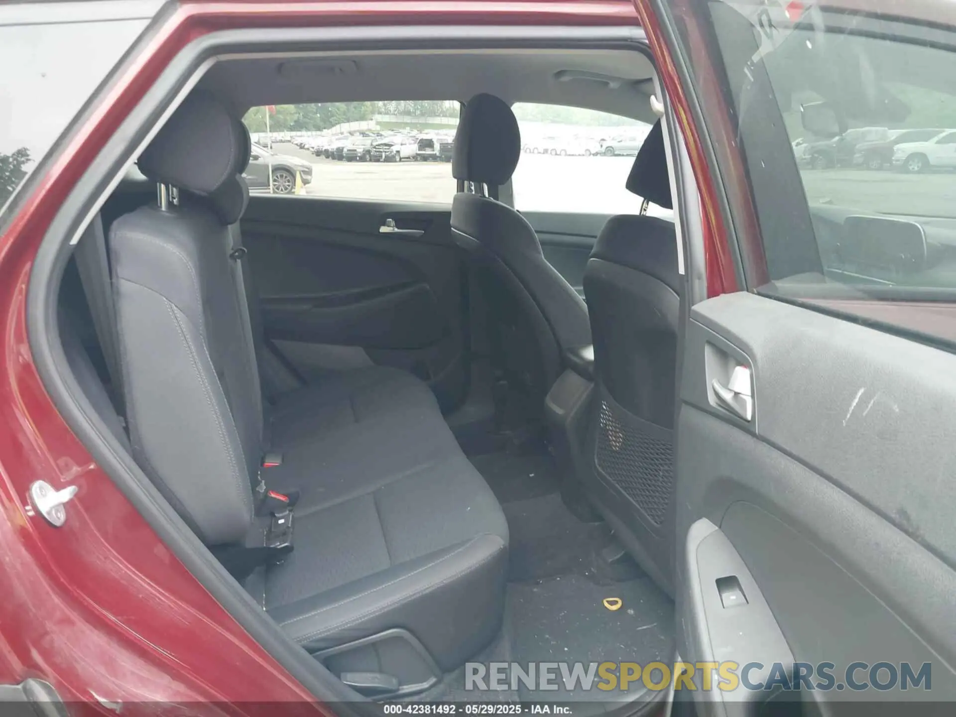 8 Photograph of a damaged car KM8J3CA45KU977933 HYUNDAI TUCSON 2019