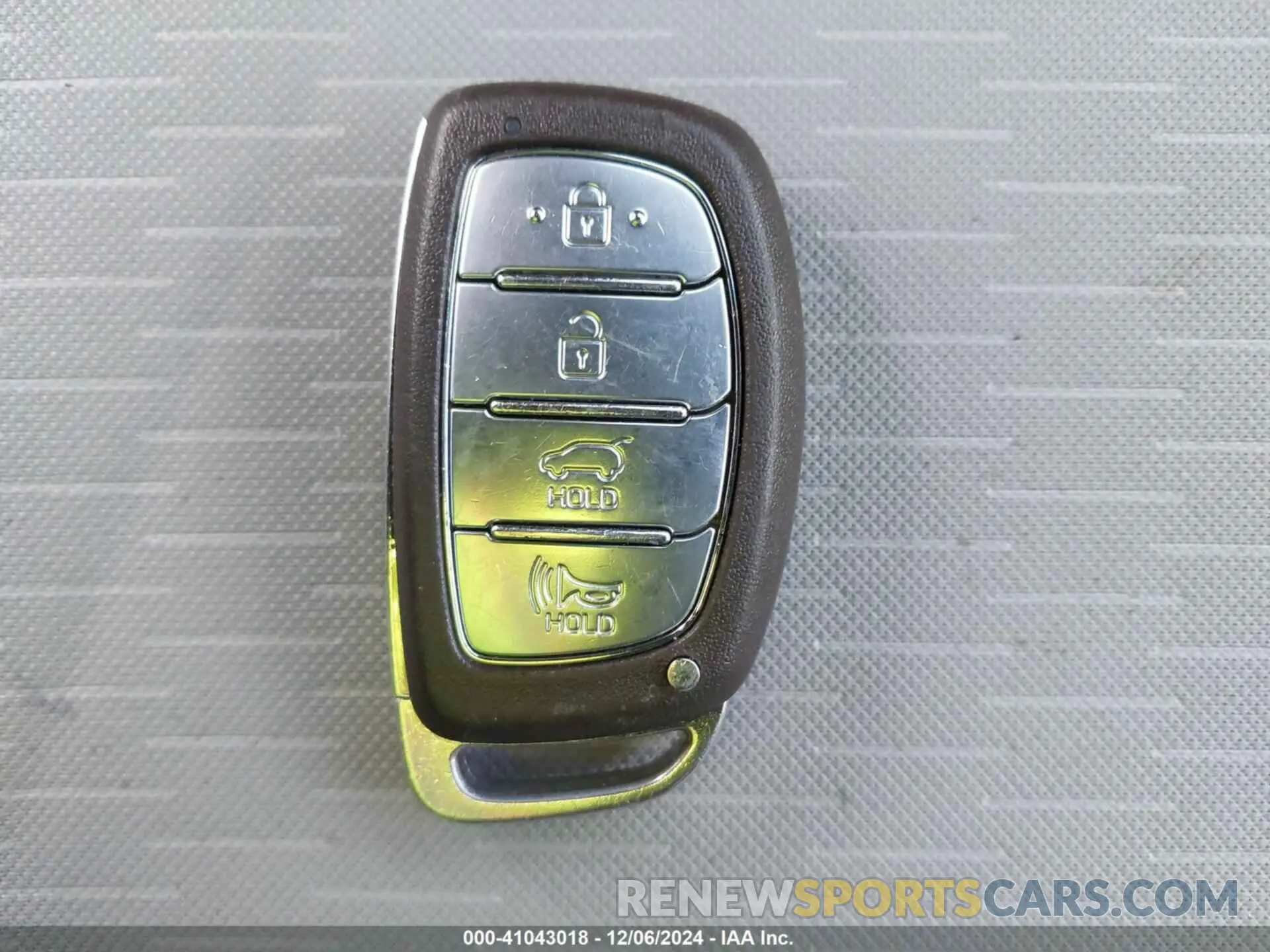 11 Photograph of a damaged car KM8J3CA46KU862841 HYUNDAI TUCSON 2019