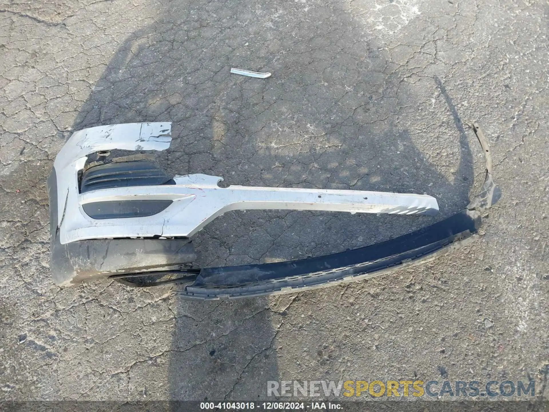 18 Photograph of a damaged car KM8J3CA46KU862841 HYUNDAI TUCSON 2019
