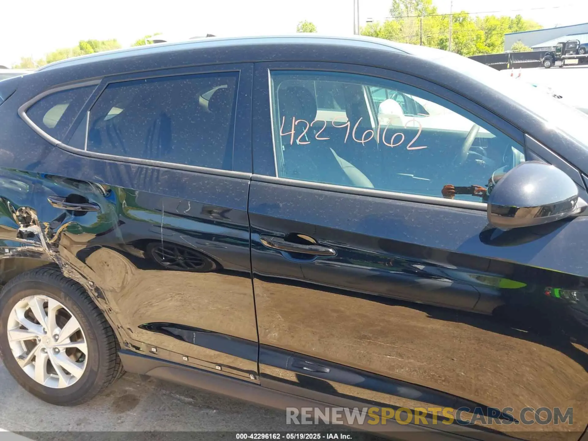 13 Photograph of a damaged car KM8J3CA46KU935335 HYUNDAI TUCSON 2019